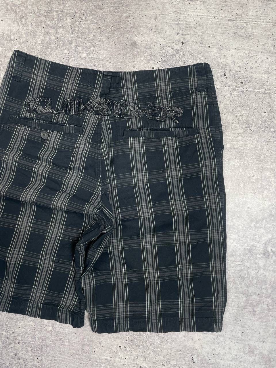 Quiksilver Vintage Quiksilver Big Logo Relaxed Fit Shorts Y2K Size US 34 / EU 50 - 3 Thumbnail
