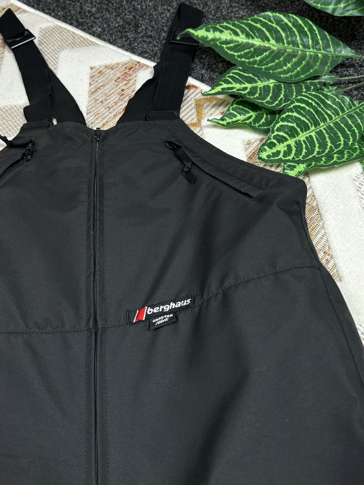 Berghaus × Vintage Membrane ski jumpsuit Berghaus Gore tex Fabric outdoor Y2K Size US 34 / EU 50 - 10 Thumbnail