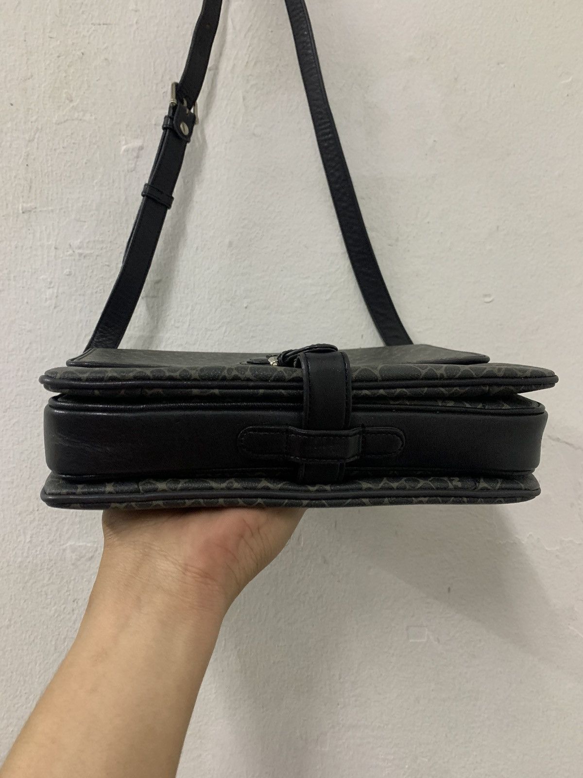 Nina Ricci × Vintage Nina Ricci Giraffe Monogram Shoulder Bag Size ONE SIZE - 8 Thumbnail