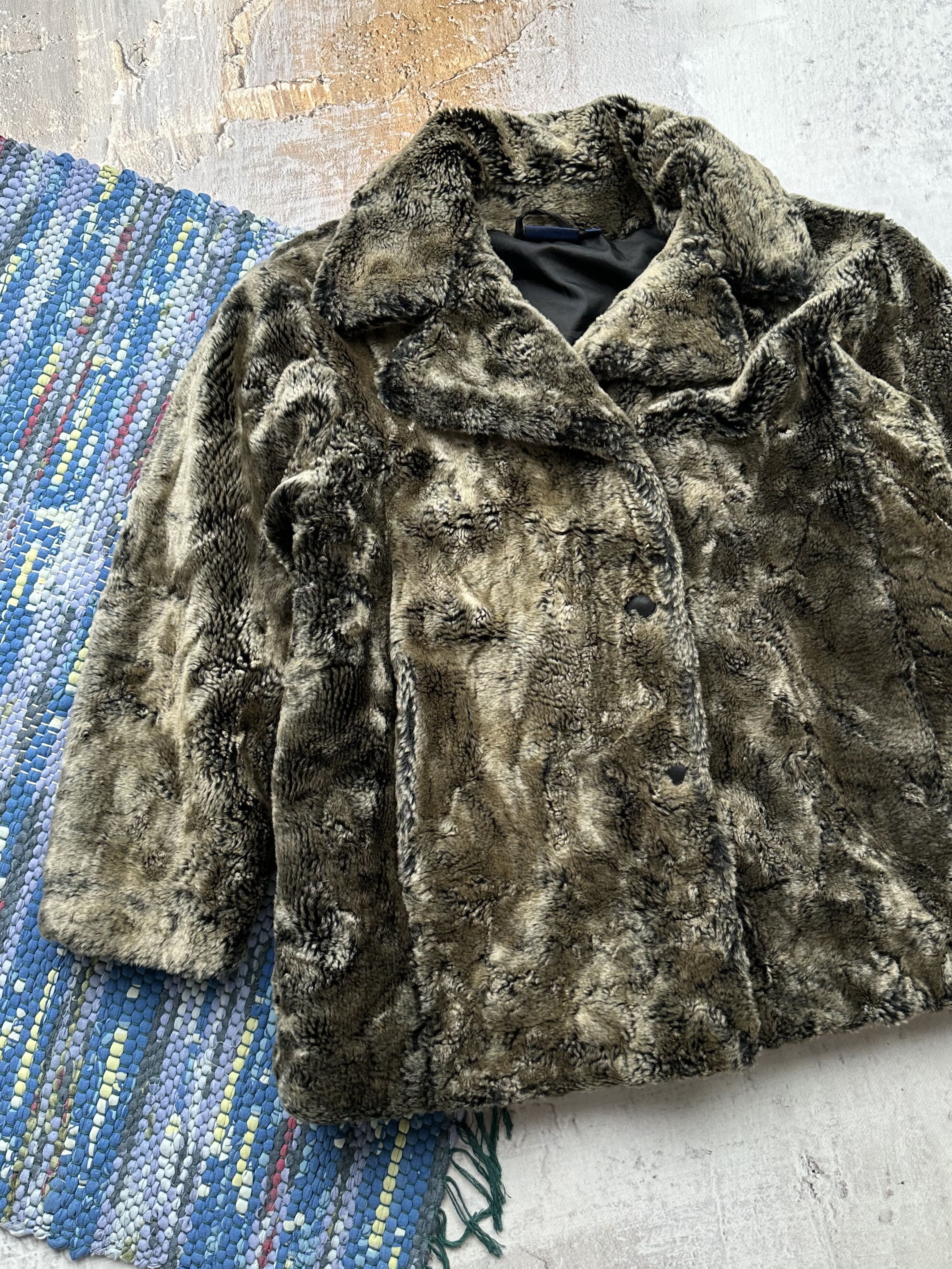 Vintage Vintage Faux Fur Coat A135D15(403) Size M / US 6-8 / IT 42-44 - 2 Thumbnail