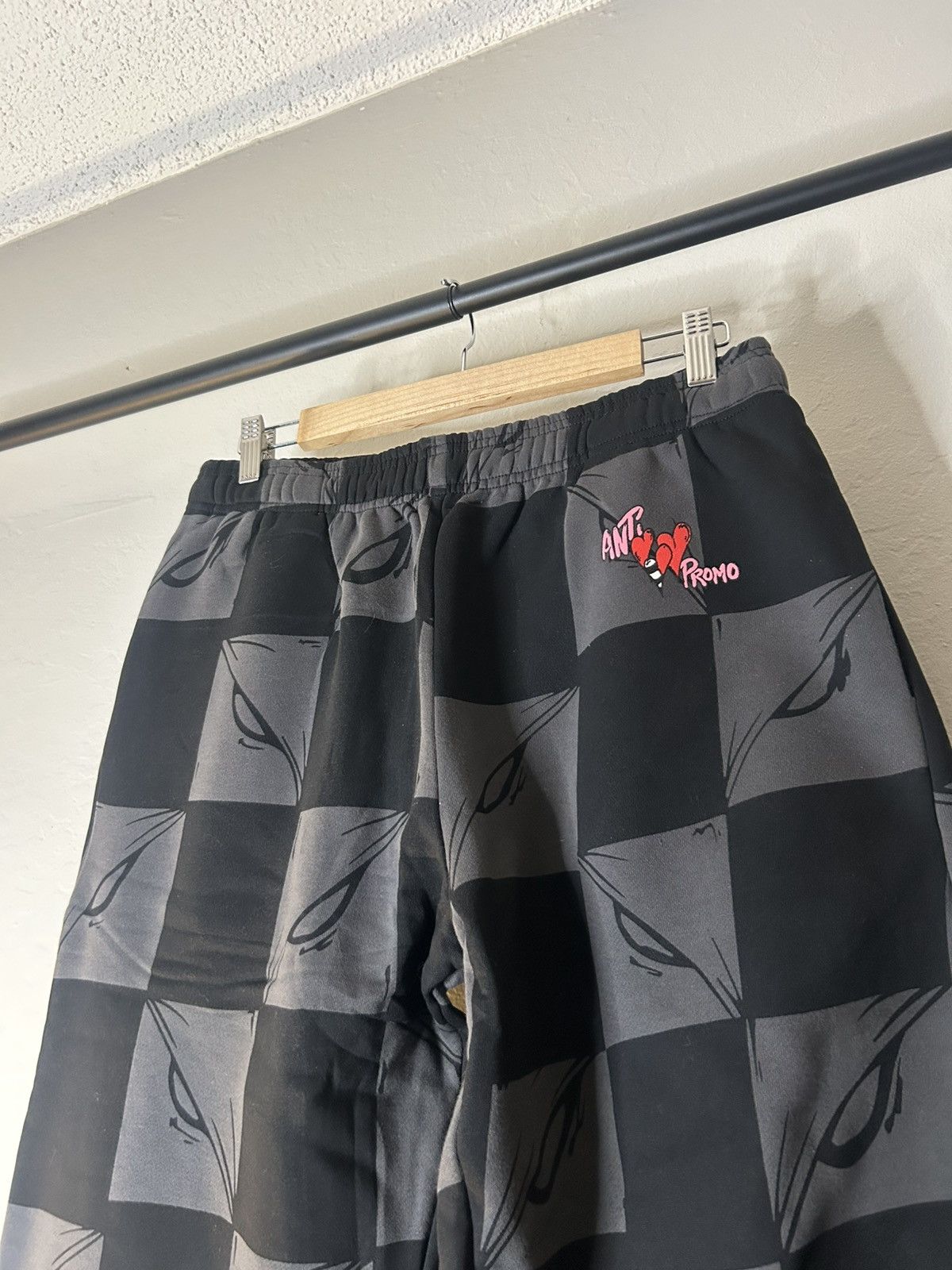 Matty Boy Matty Boy 99 Eyes Black Sweatpants Size US 34 / EU 50 - 3 Thumbnail