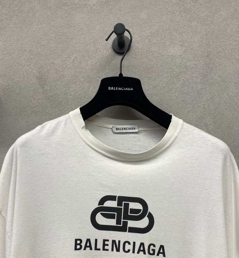 Balenciaga Balenciaga Lock Logo short sleeve T-shirt with printed let Size US M / EU 48-50 / 2 - 4 Thumbnail
