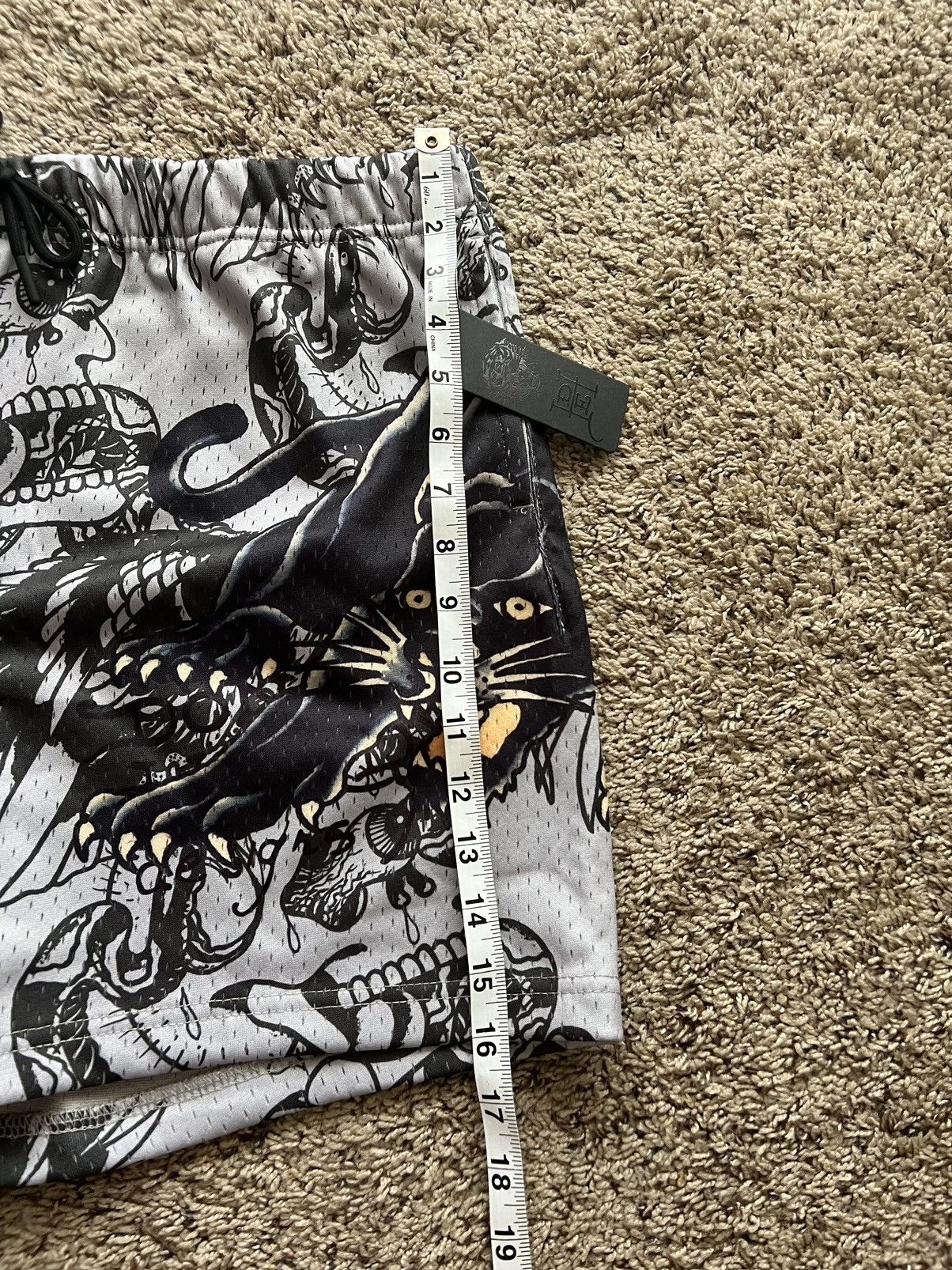Christian Audigier × Ed Hardy × Japanese Brand Ed hardy full print jersey shorts RARE Y2K Size US 32 / EU 48 - 7 Thumbnail