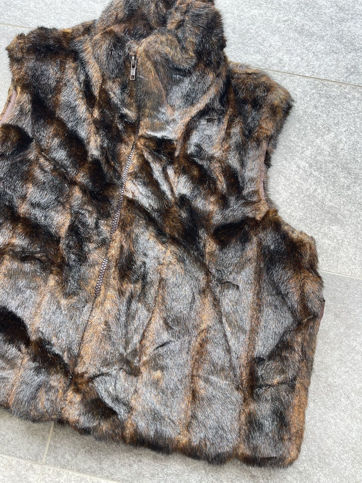 Japanese Brand × Vintage Vintage Atelier Faux Fur Vest Jacket Size L / US 10 / IT 46 - 3 Thumbnail