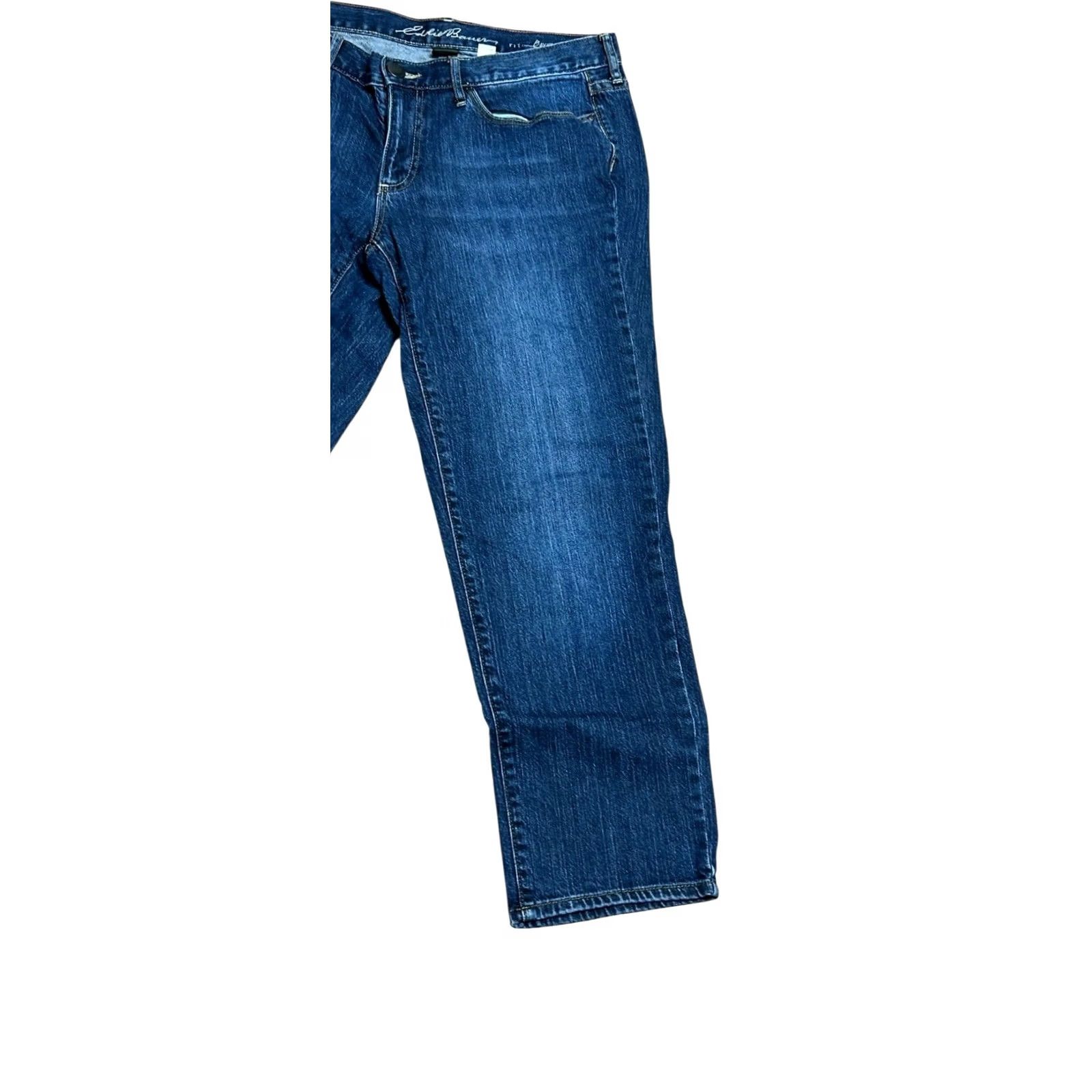 Eddie Bauer Eddie Bauer Jeans Women Sz 8 Blue Denim Curvy Stretch Casual Pants Straight Leg Jeans Regular Color Blue 5-Pocket Design Size 30" / US 8 / IT 44 - 4 Thumbnail