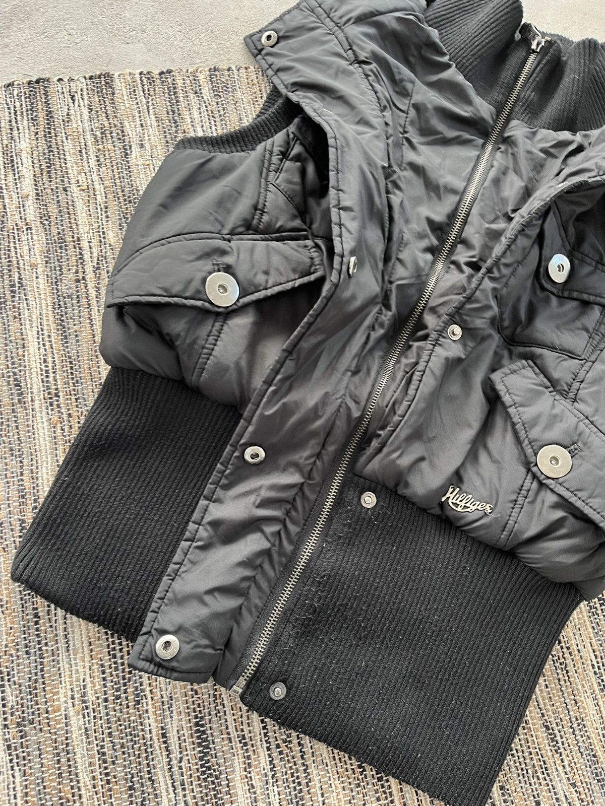Tommy Hilfiger Vintage Tommy Hilfiger AvantGarde Black Vest Multi Pocket Size M / US 6-8 / IT 42-44 - 14 Thumbnail