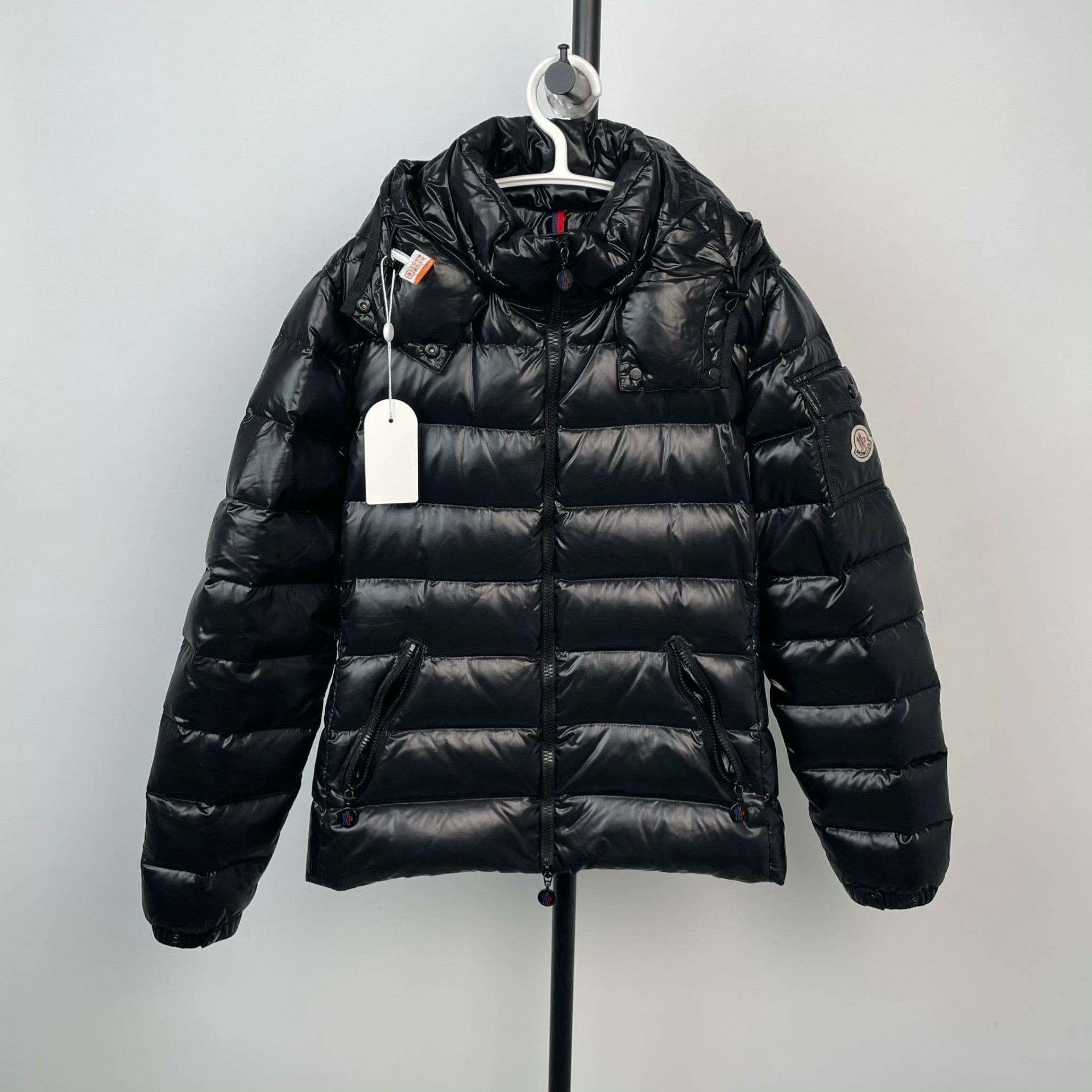 Moncler Moncler Down Black Heavy Coat M Men Size US M / EU 48-50 / 2 - 1 Thumbnail