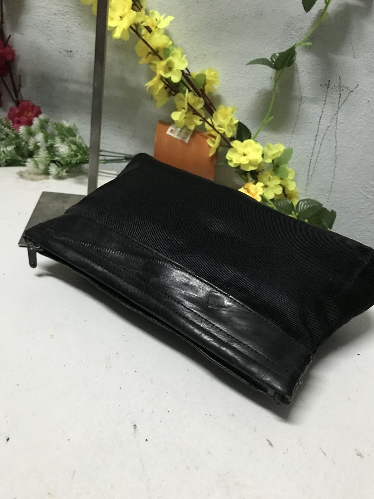 Issey Miyake ISSEG MIYAKE BAG POUCH Size ONE SIZE - 2 Thumbnail