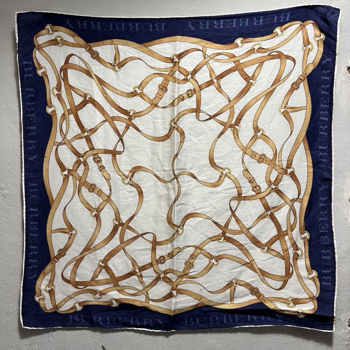 Burberry Burberry Scarf Vintage Print Size ONE SIZE - 1 Preview