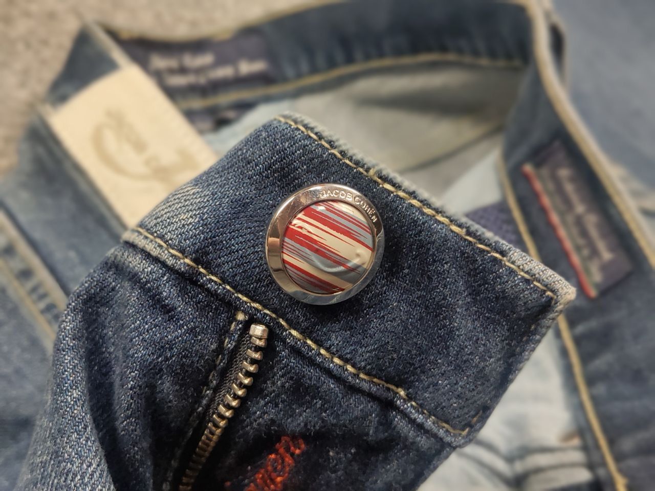 Jacob Cohen Jacob Cohen Italy Design Karen Perfact faded Denim Jeans Size 25" / US 0 / IT 36 - 14 Thumbnail
