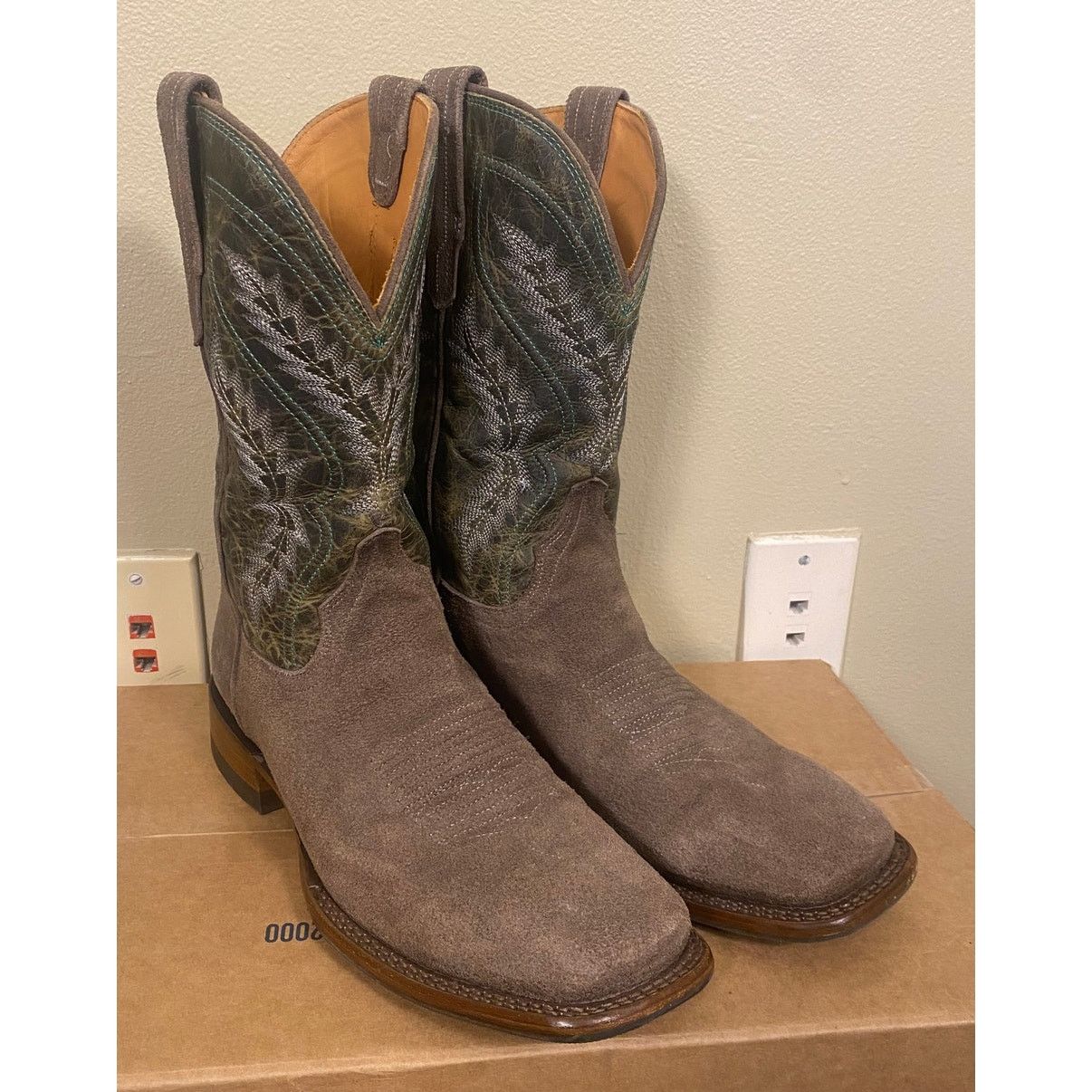 Tecovas Tecovas "The Doc" Roughout Hide Boots 11.5 US Size US 11.5 / EU 44-45 - 1 Thumbnail