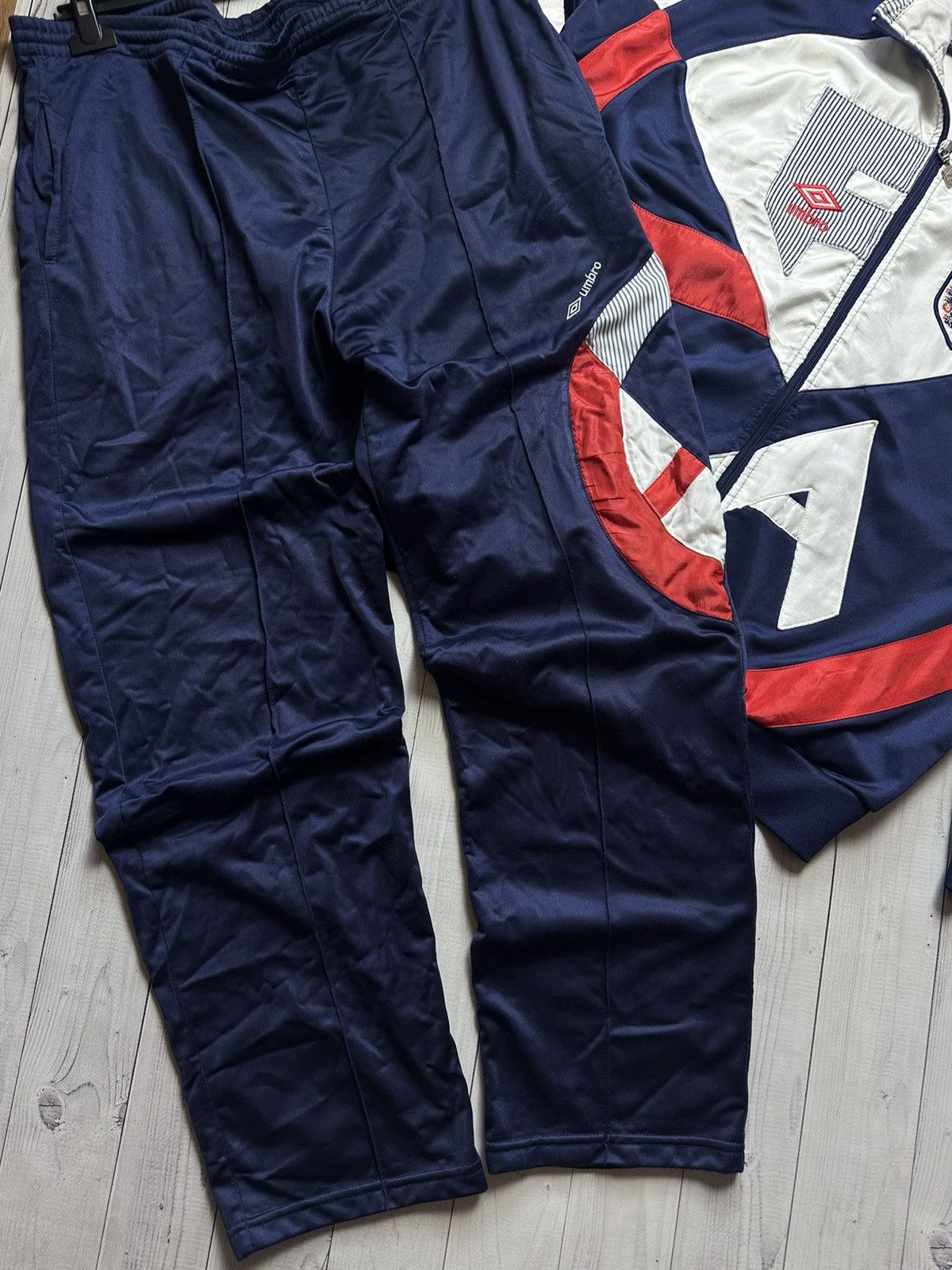 Umbro Vintage Umbro England tracksuit rare size XL Size US XL / EU 56 / 4 - 2 Thumbnail