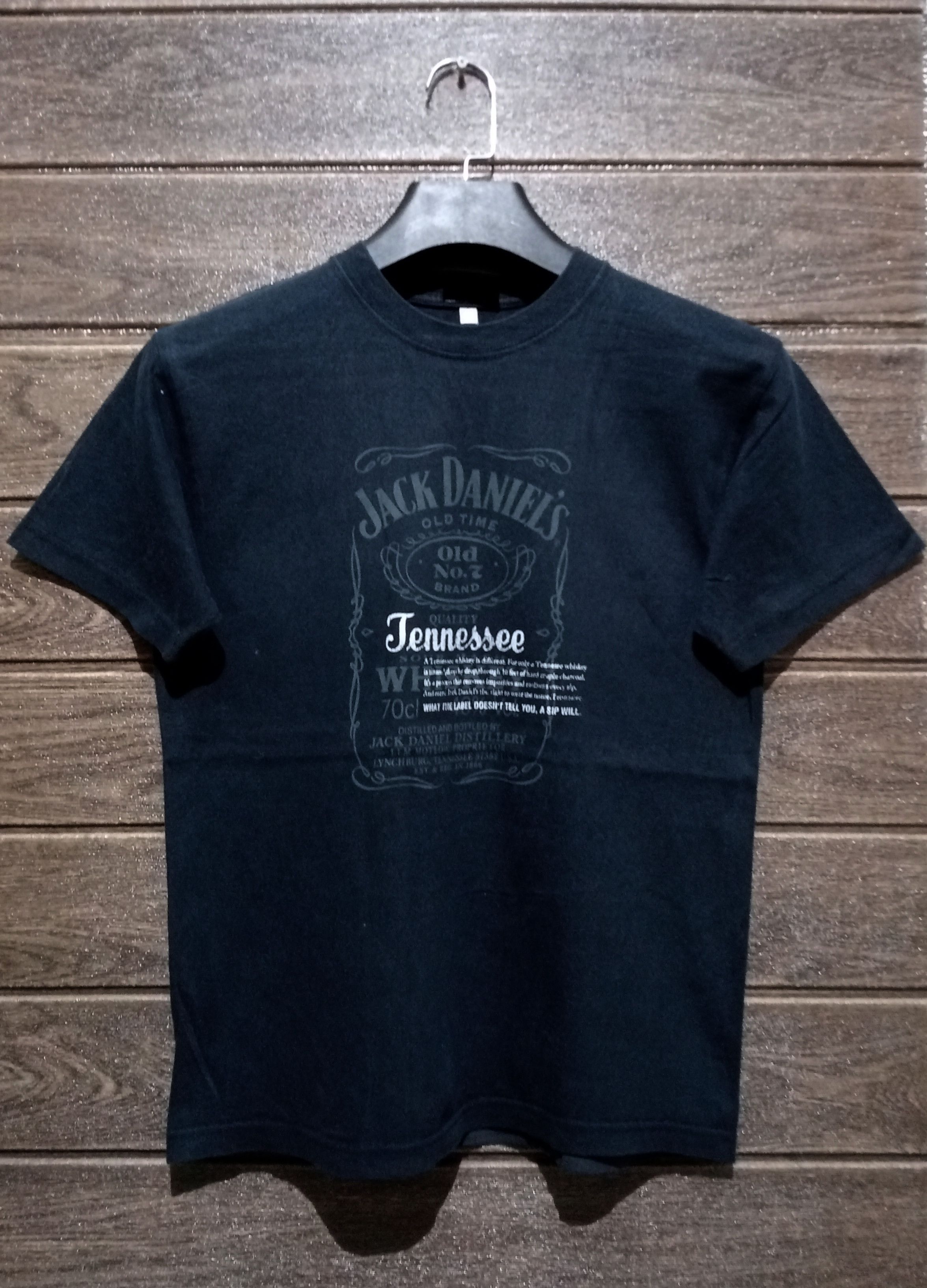 Drink Beer Save Water Jack Daniels Whiskey Tee Very Rare Size US S / EU 44-46 / 1 - 1 Thumbnail