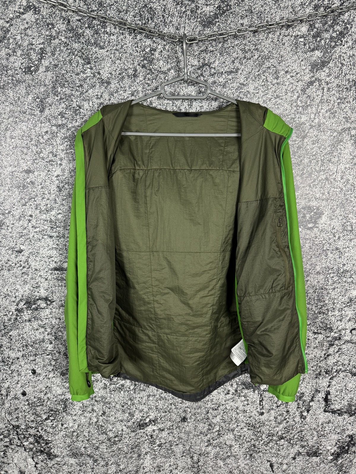 Arc'teryx Men’s Arcteryx Atom LT Hoody Jacket Outdoor Trekking Size S Size US S / EU 44-46 / 1 - 7 Thumbnail