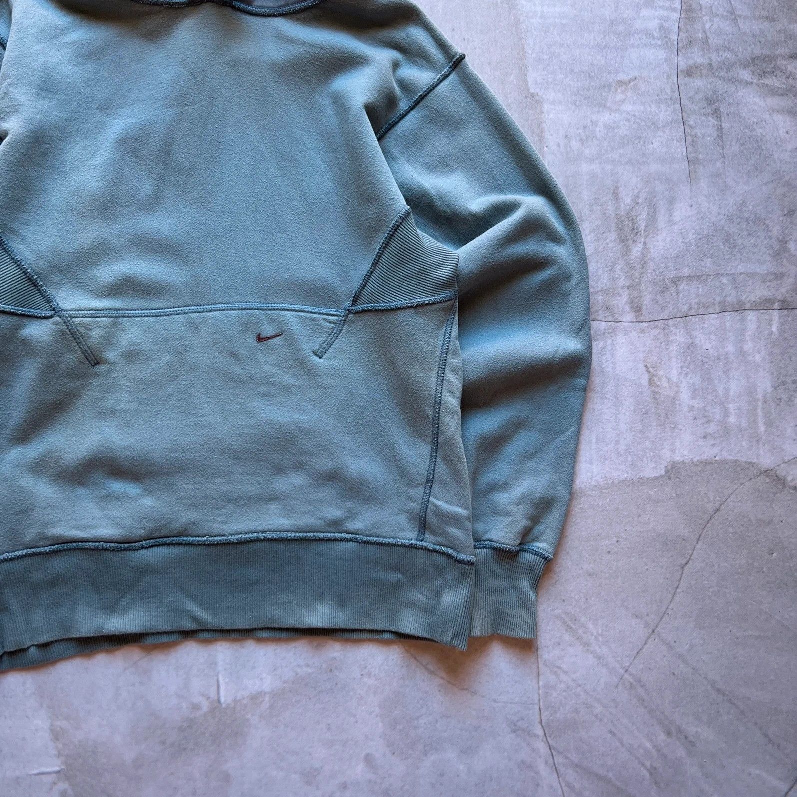 Nike vintage 00s Nike hoodie sweatshirt avantgarde style diesel Size US M / EU 48-50 / 2 - 7 Thumbnail