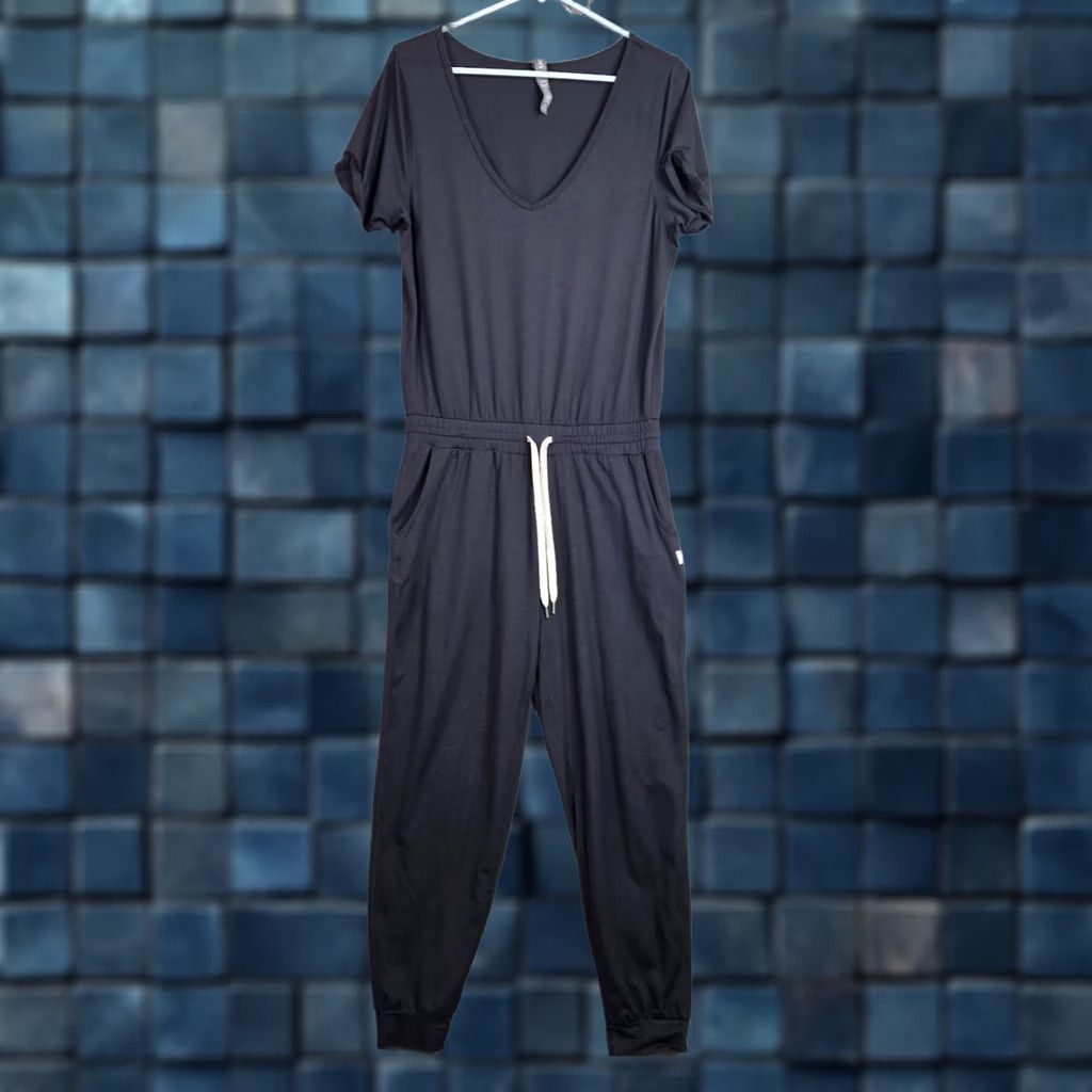 Vuori Vuori Jumpsuit Women’s M Black Round Neck Sleeveless Elastic Waist Short Sleeves One-Piece Size 32" / US 10 / IT 46 - 1 Thumbnail
