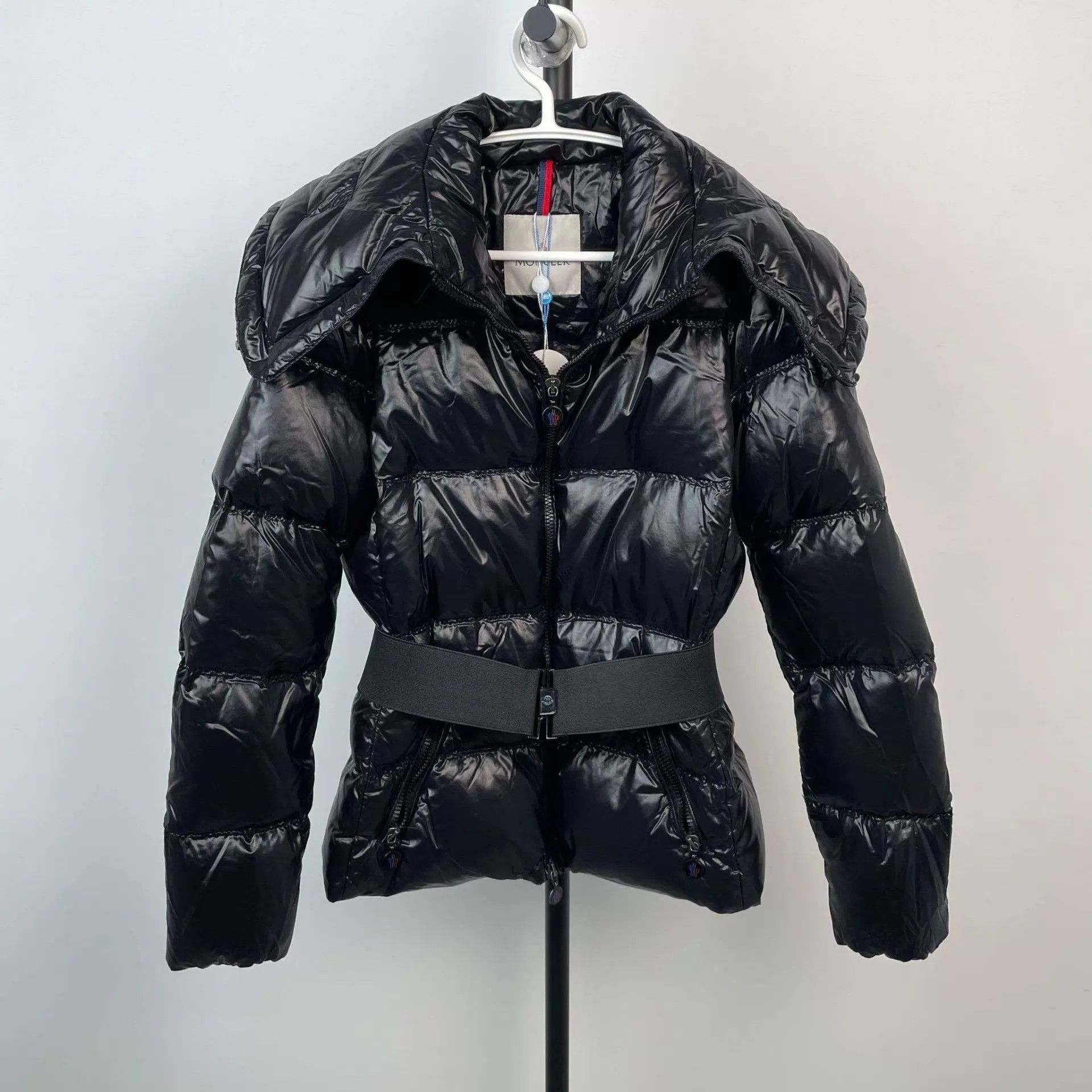 Moncler Moncler puffer jacket 3 black Size L / US 10 / IT 46 - 1 Thumbnail