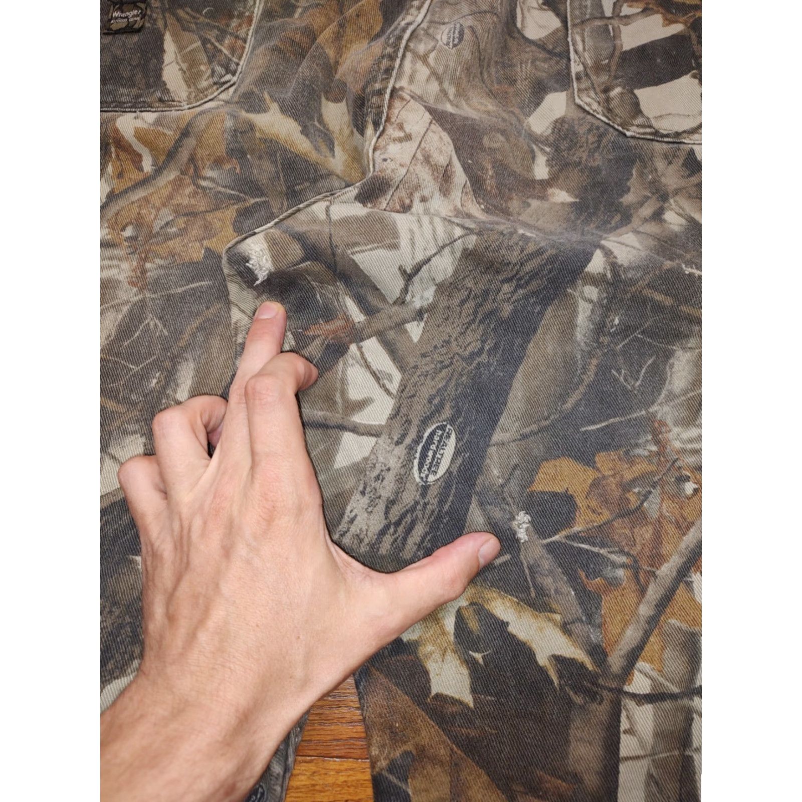 Wrangler VINTAGE Wrangler Realtree Camouflage Cargo Pants Jeans Men 40x30 Camouflage Cargo Pockets 90s Hip Hop USA Style Size US 40 / EU 56 - 4 Thumbnail