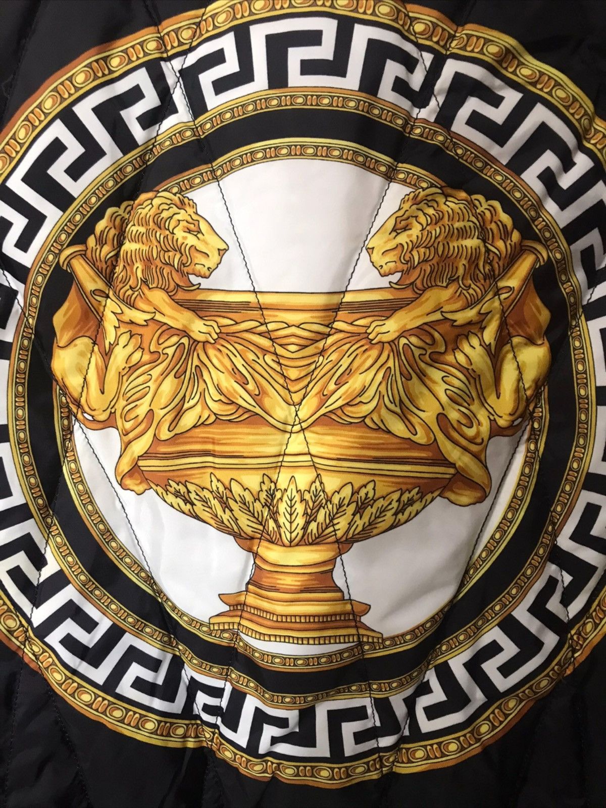 Versace VERSACE LOGO MEDUSA Mens Down Jacket Size 46 Size US S / EU 44-46 / 1 - 5 Thumbnail