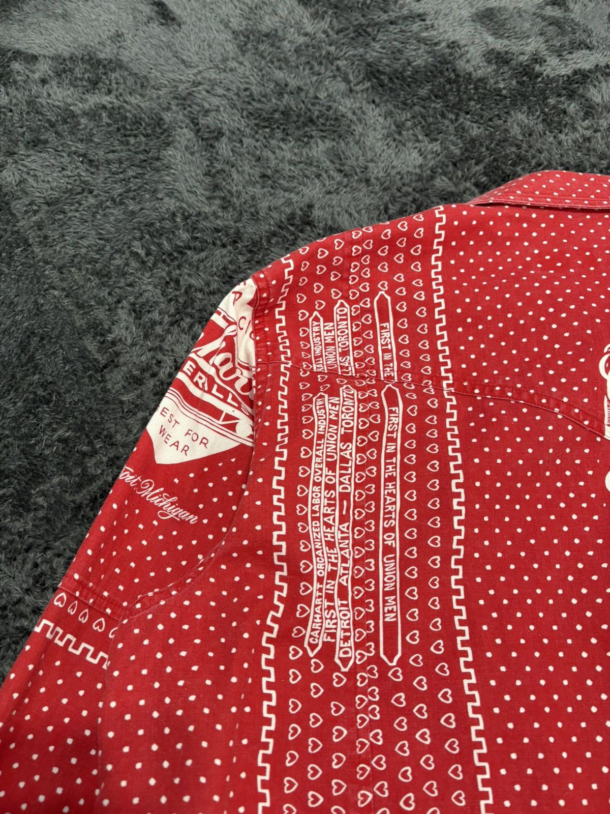 Carhartt RARE Carhartt x Slam Jam Bandana Red Shirt Size US M / EU 48-50 / 2 - 12 Thumbnail