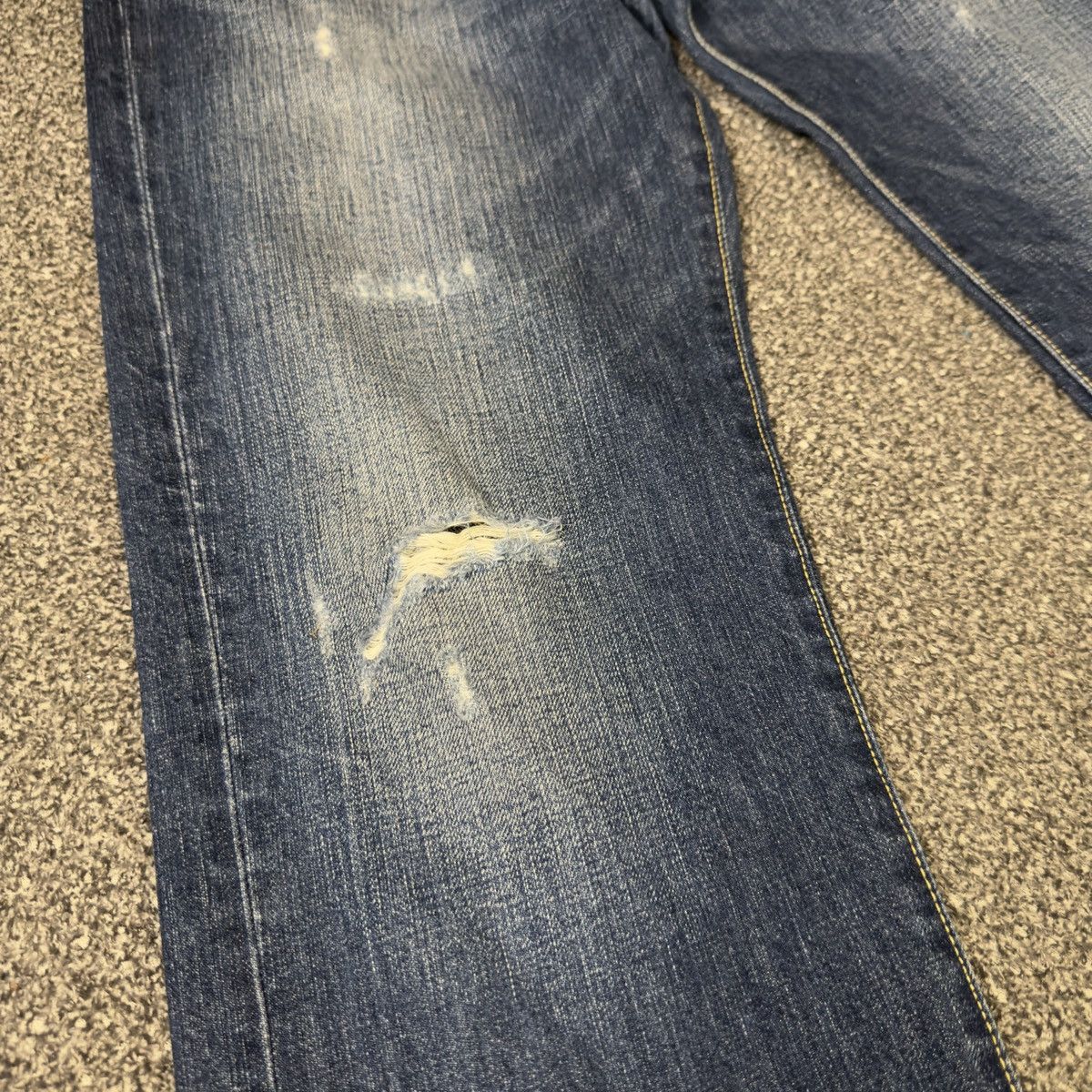 Undercover × Uniqlo Vintage 90s Japanese Uniqlo Original Basic Light Wash Denim Size US 33 - 6 Thumbnail