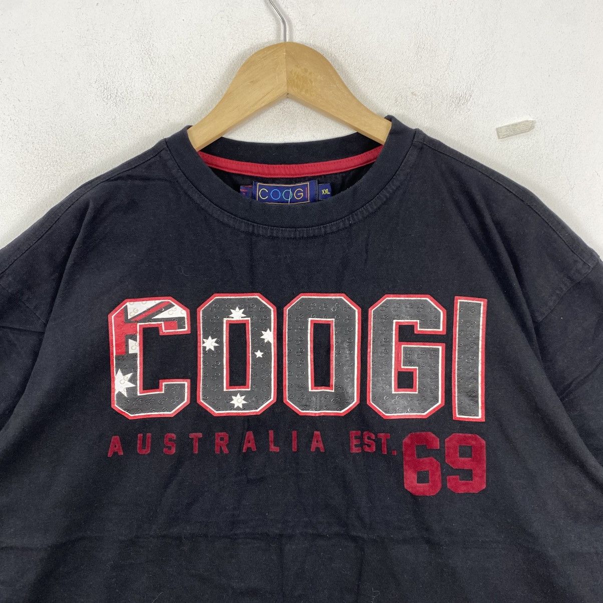 Coogi Vintage COOGI Australia Embroidered Logo T-Shirt XXL Black Size US XXL / EU 58 / 5 - 4 Thumbnail