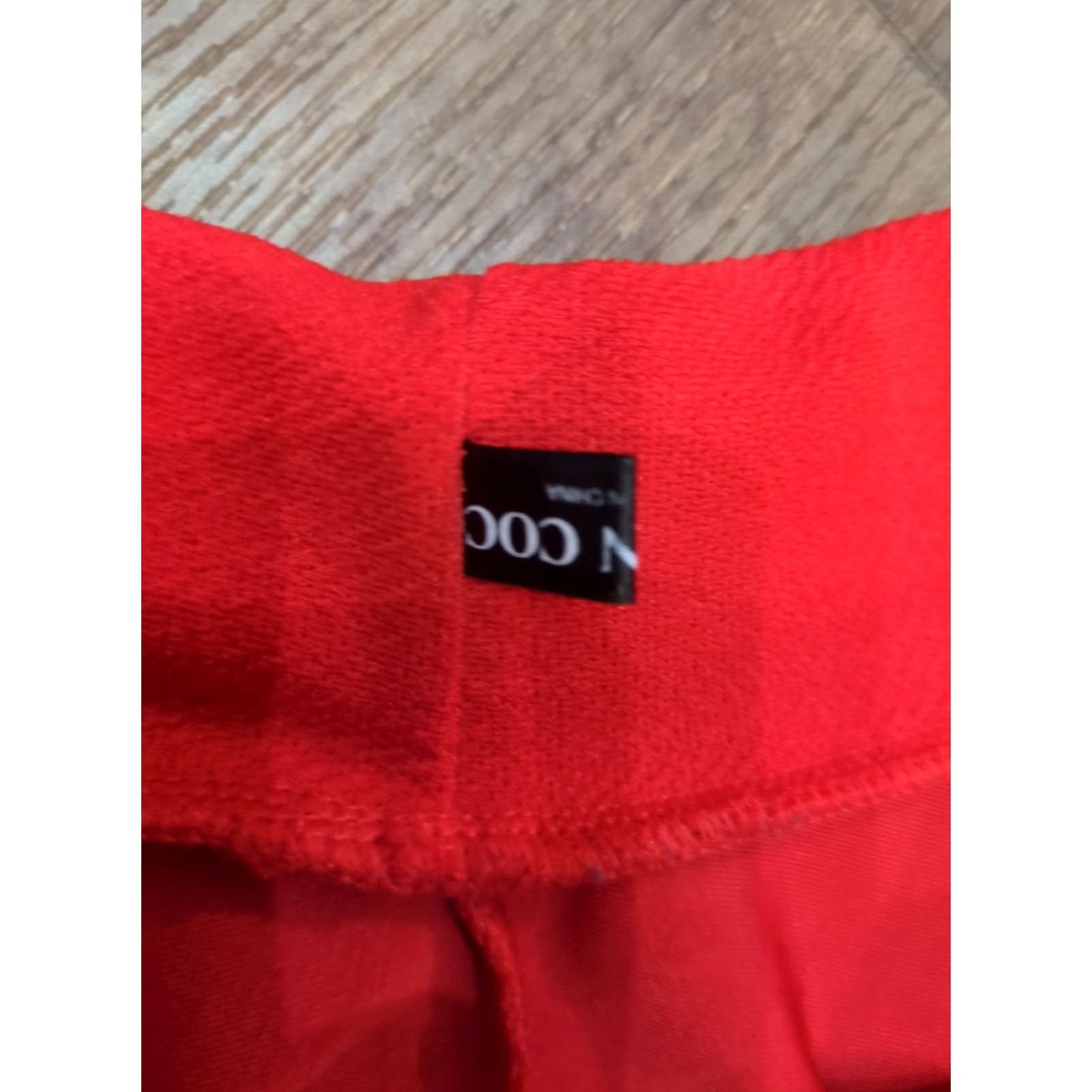 Vintage Urban Coco Skirt A-Line Womens Sz M Red Knee Length Elastic Waist Knit Formal Casual Workwear Size 32" / US 10 / IT 46 - 2 Thumbnail