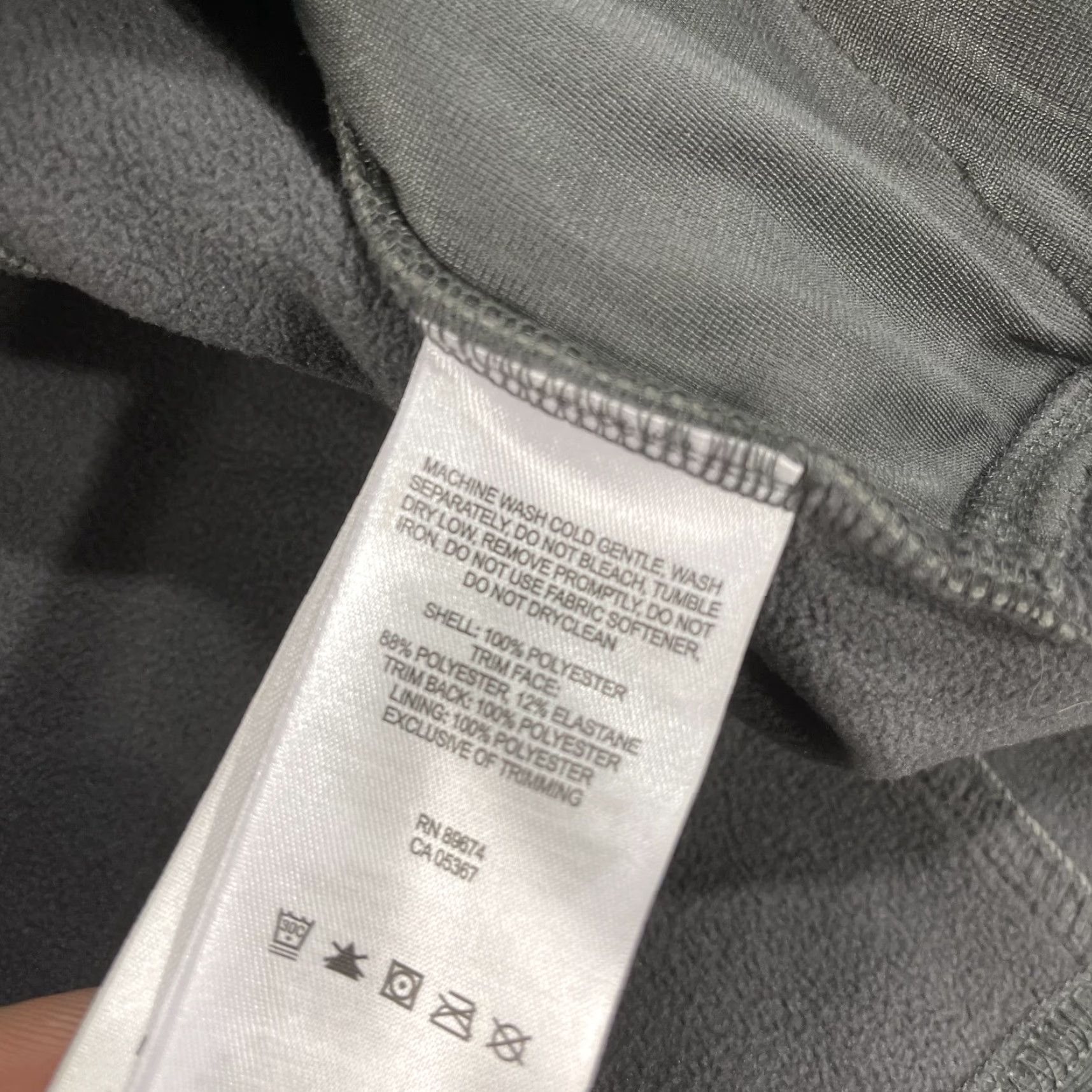 Mountain Hardwear Mountain Hardwear Jacket Mens XL Gray Full Zip Outer Shell Polyester Fleece Logo Outdoor Hiking Bomber Jacket Mens XL Gray Logo Outdoor 90s? Size US XL / EU 56 / 4 - 5 Thumbnail