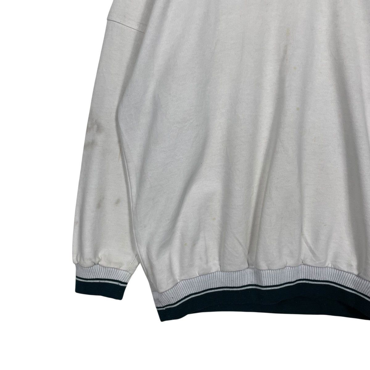 Nike Vintage Nike Swoosh Small Logo Sweater Size US L / EU 52-54 / 3 - 3 Thumbnail