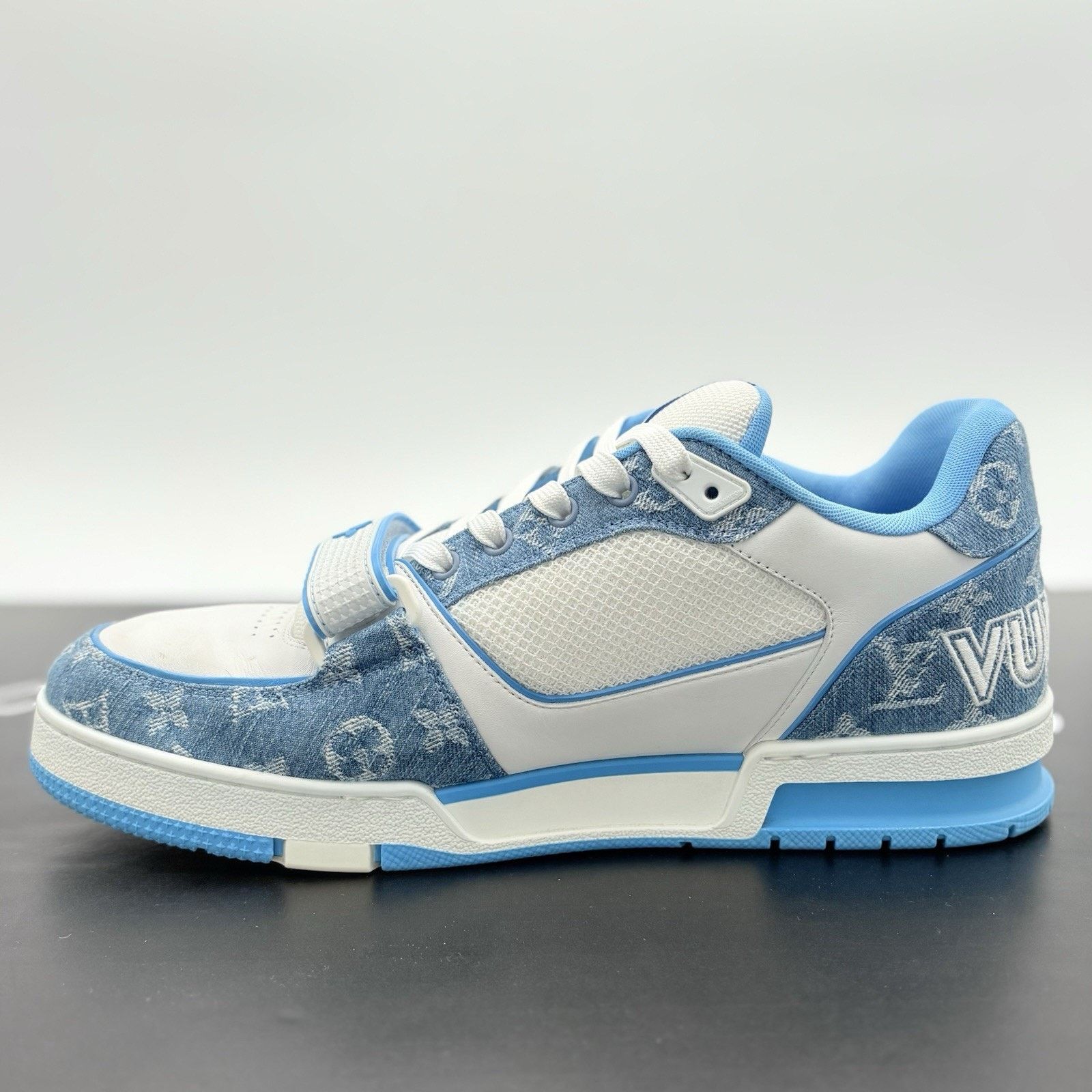 Louis Vuitton 11-11.5 US Louis Vuitton Strap Trainer ' Blue '| VERY CLEAN! Size US 11 / EU 44 - 4 Thumbnail