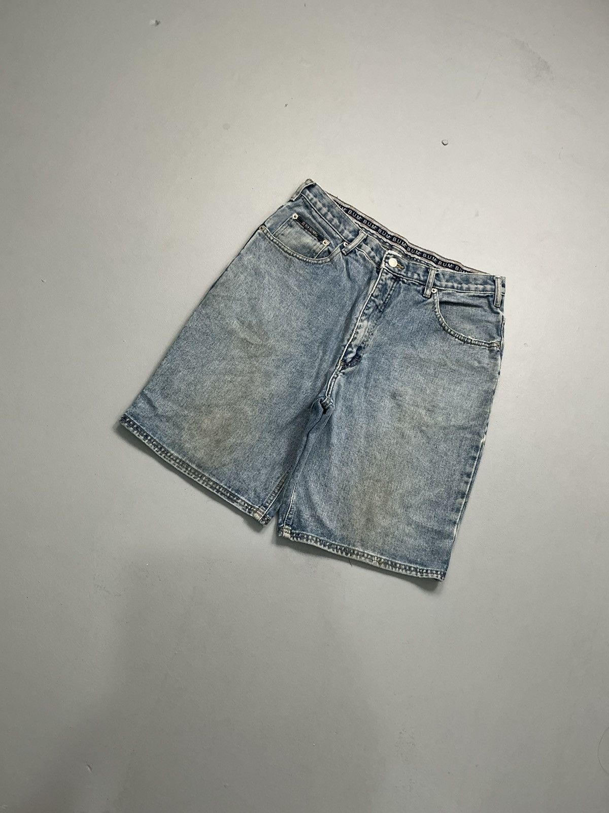 Designer Vintage BUM dusty short Size US 34 / EU 50 - 1 Thumbnail