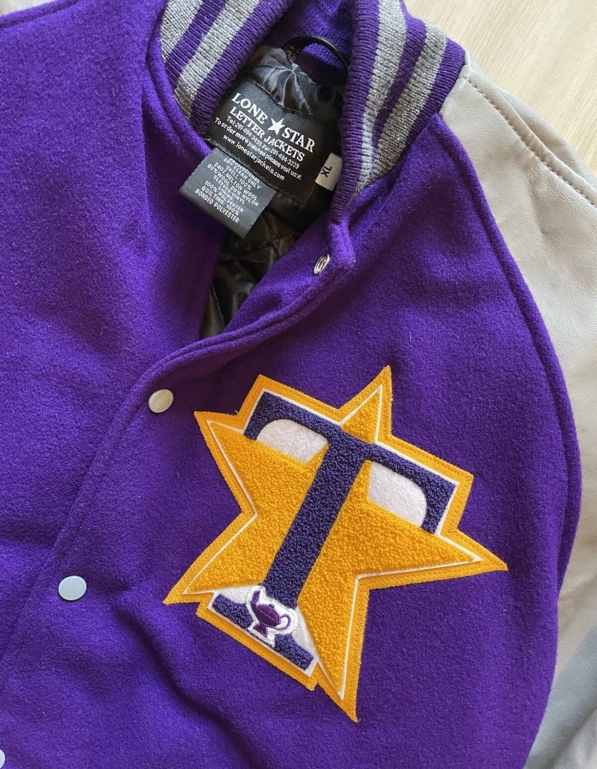Vintage Vintage Lone Star Letter Jacket Purple Woolblend LSU Mens XL Size US XL / EU 56 / 4 - 2 Thumbnail