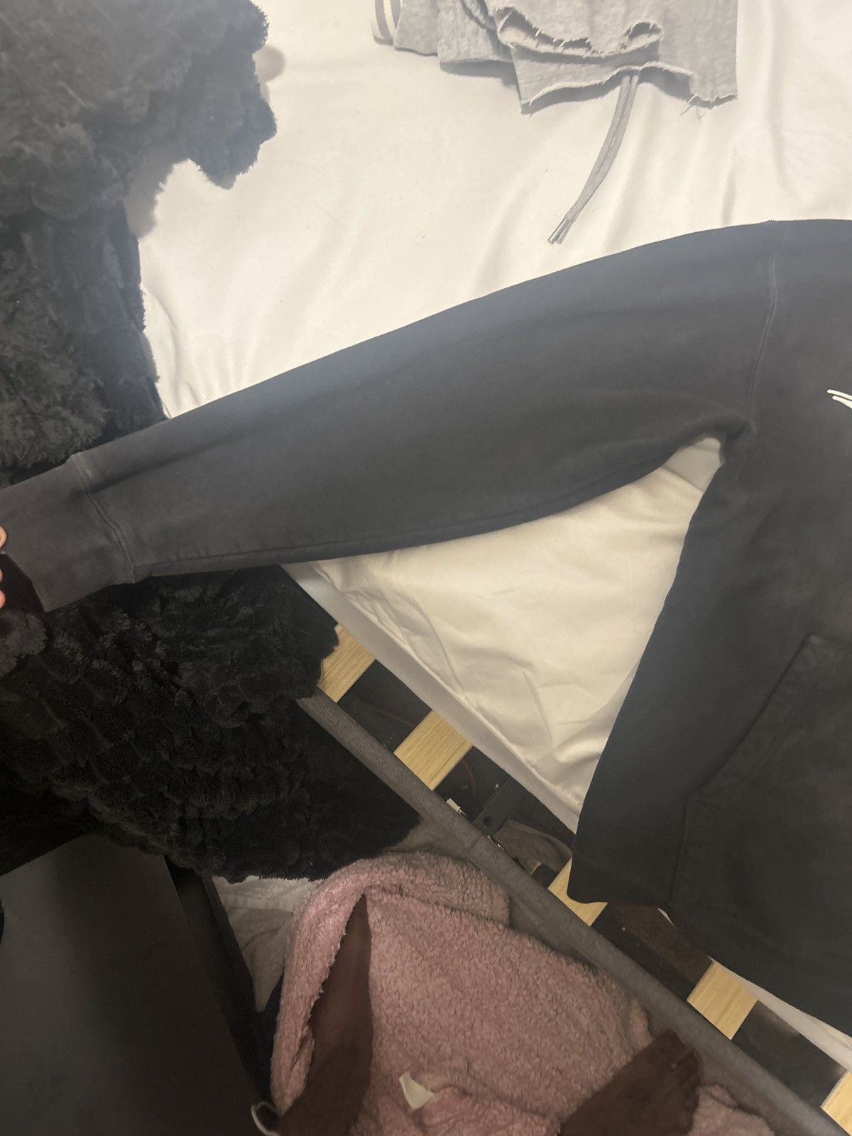 The GV Gallery Raspberry hill black Distressed Size US S / EU 44-46 / 1 - 5 Thumbnail