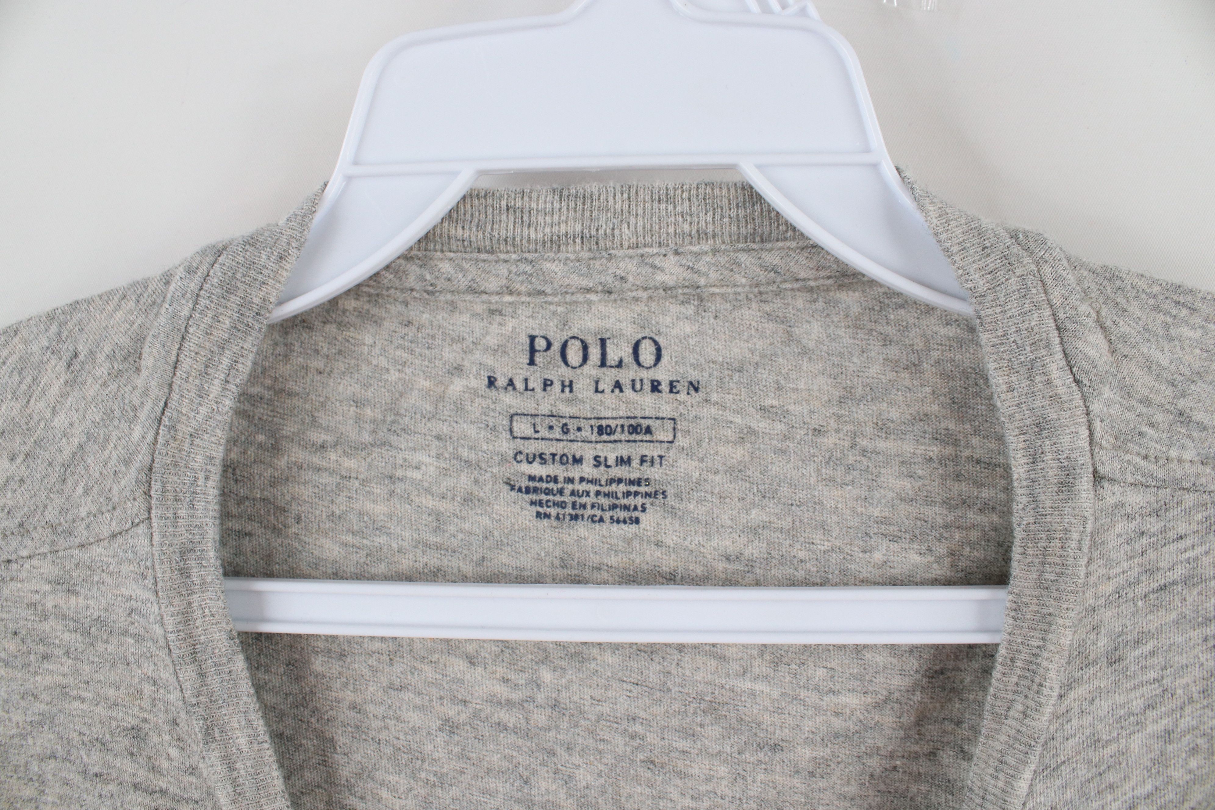 Ralph Lauren × Vintage Vintage Ralph Lauren Old English Spell Out Lion T-Shirt Gray Size US L / EU 52-54 / 3 - 7 Thumbnail