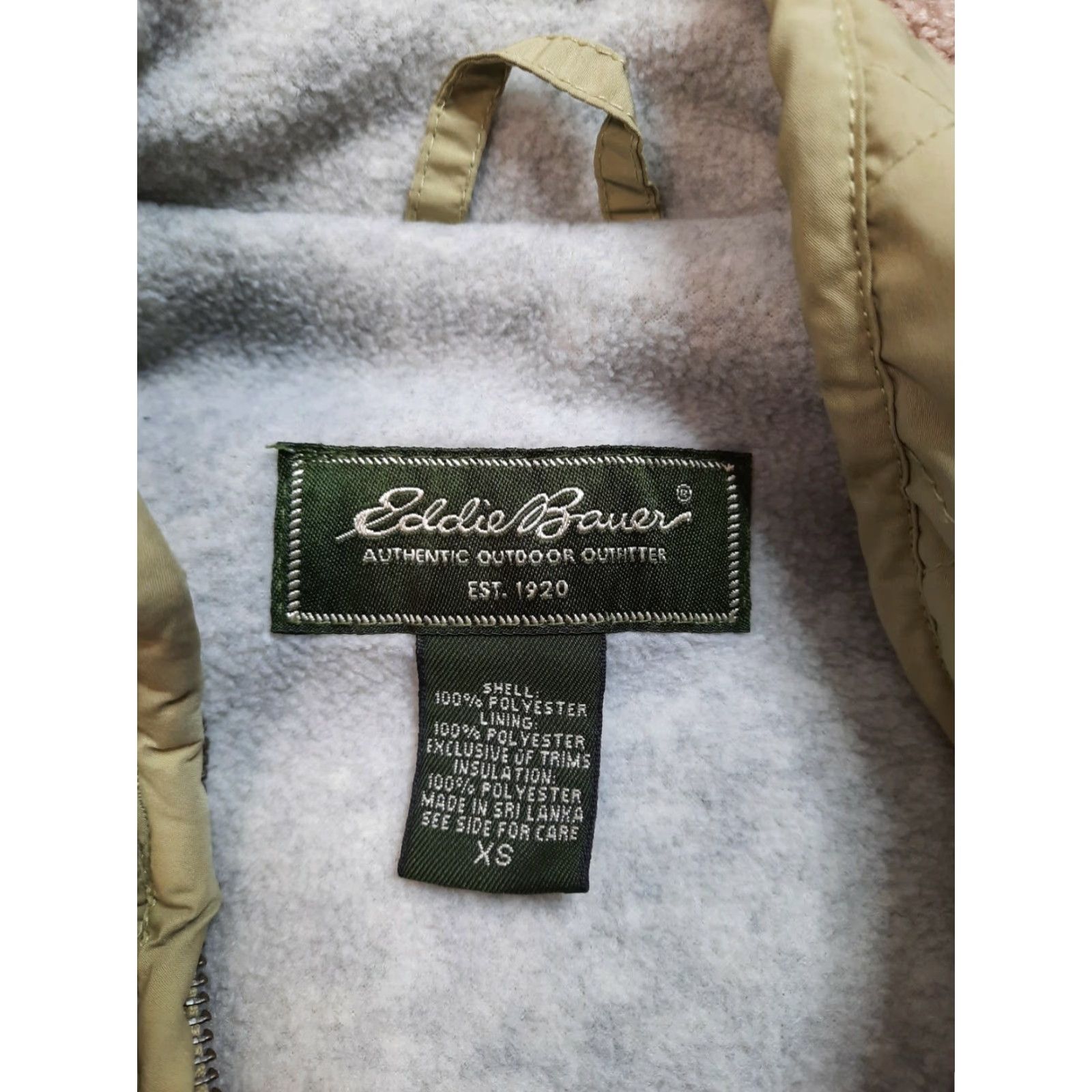 Eddie Bauer VINTAGE? No. Eddie Bauer Vest Women's XS Quilted Full-Zip Fleece Lined Mock Neck Green Jacket Size XS / US 0-2 / IT 36-38 - 2 Thumbnail
