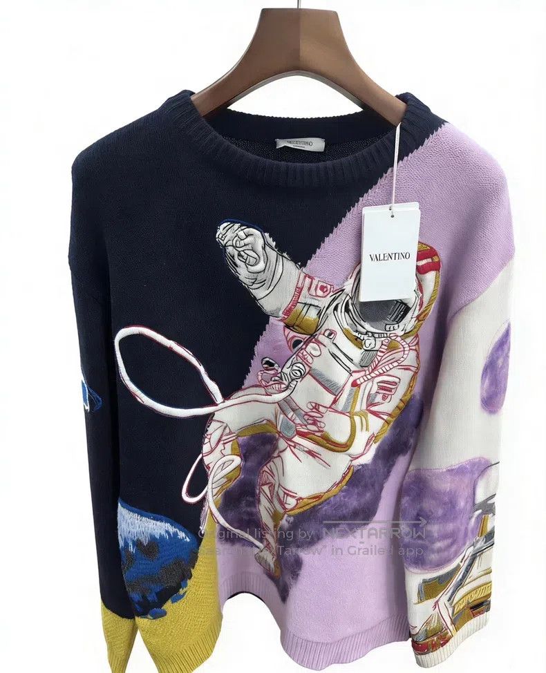 Valentino Valentino Astronaut sweater Size L / US 10 / IT 46 - 1 Thumbnail