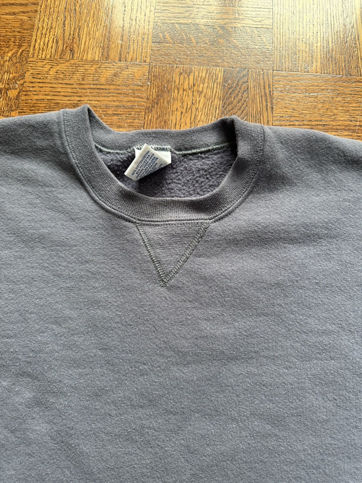 Russell Athletic Vintage Russell Athletic Blank Crewneck Sweatshirt Size US XL / EU 56 / 4 - 4 Thumbnail