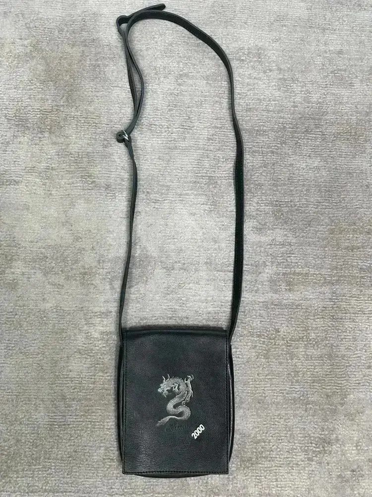 Vintage Vintage Jean Paul Gaultier 00s Dragon Shoulder Bag-2506 Size ONE SIZE - 3 Thumbnail