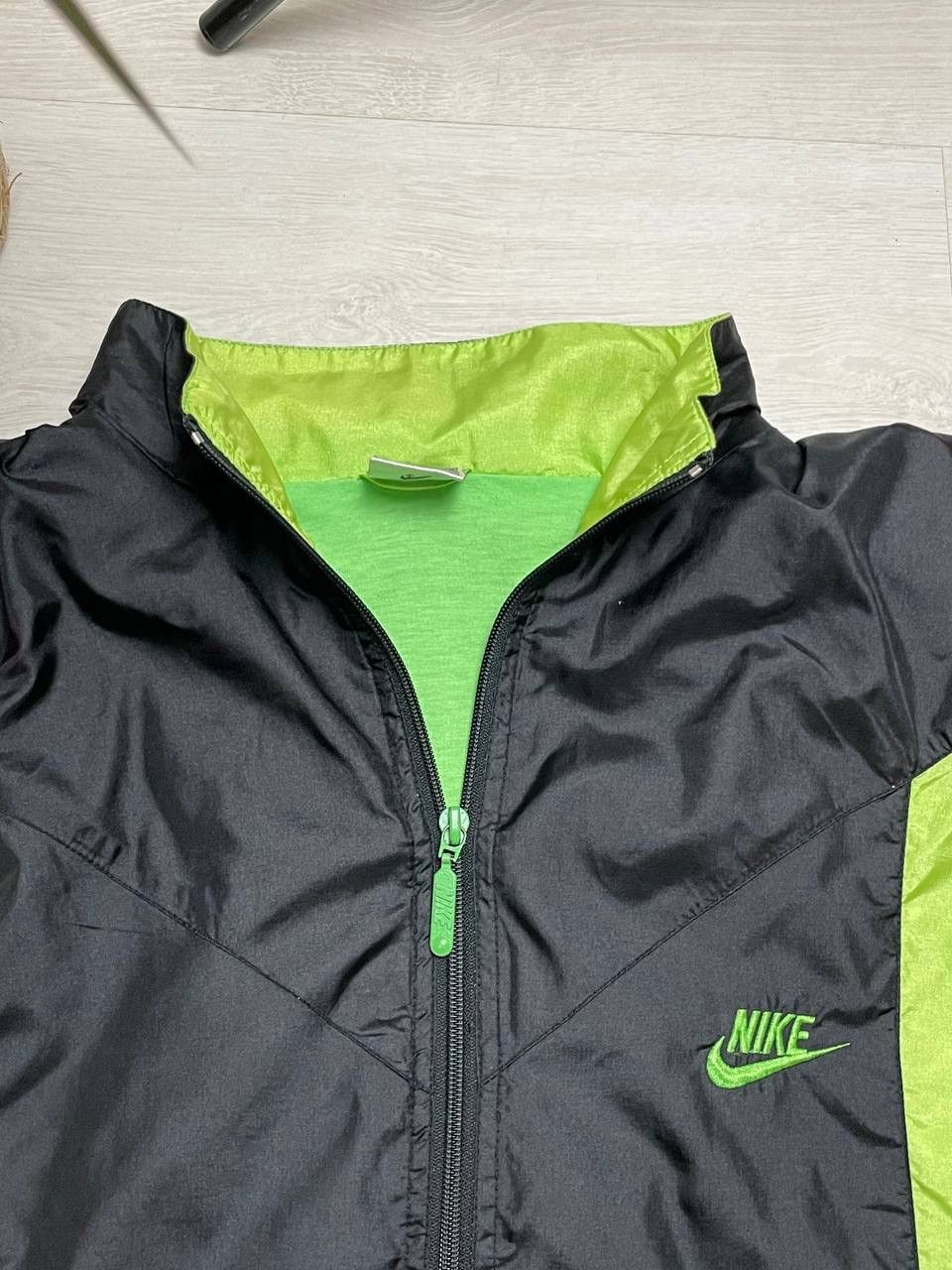 Nike × Vintage Nike Vintage 90’s Neylon Light Jacket Center Swoosh Y2K Size US M / EU 48-50 / 2 - 4 Thumbnail