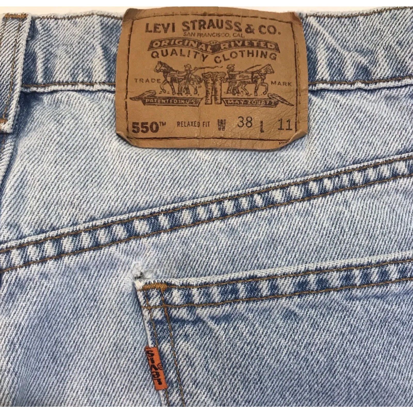 Levi's VINTAGE Levi's Denim Shorts Mens 34 Inseam 11" Orange Tab 550 Waist 34 Blue Casual 90s USA Jeans Short Shorts Size US 34 / EU 50 - 4 Thumbnail