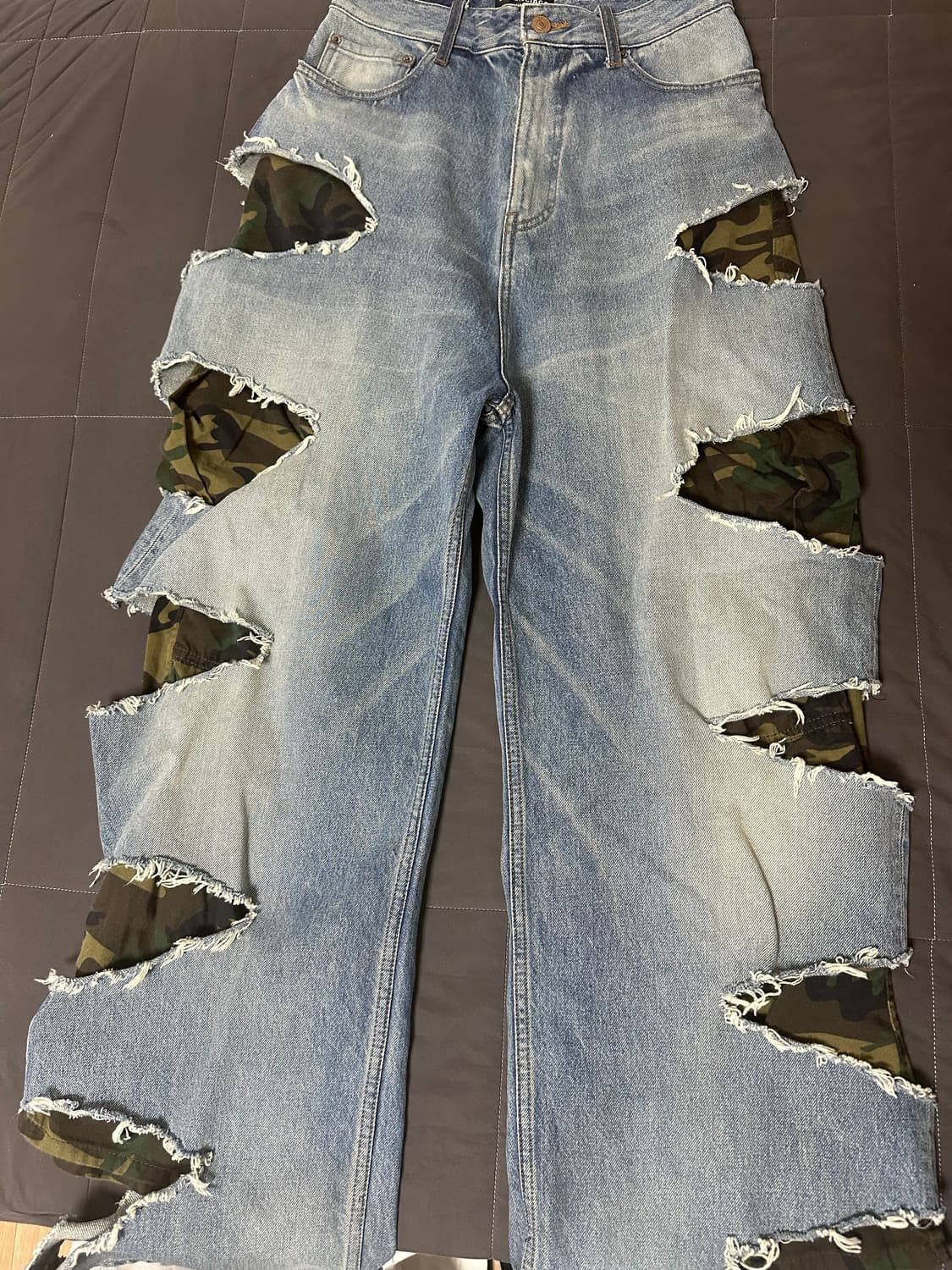 Balenciaga Balenciaga AW21 slashed denim jeans | Grailed