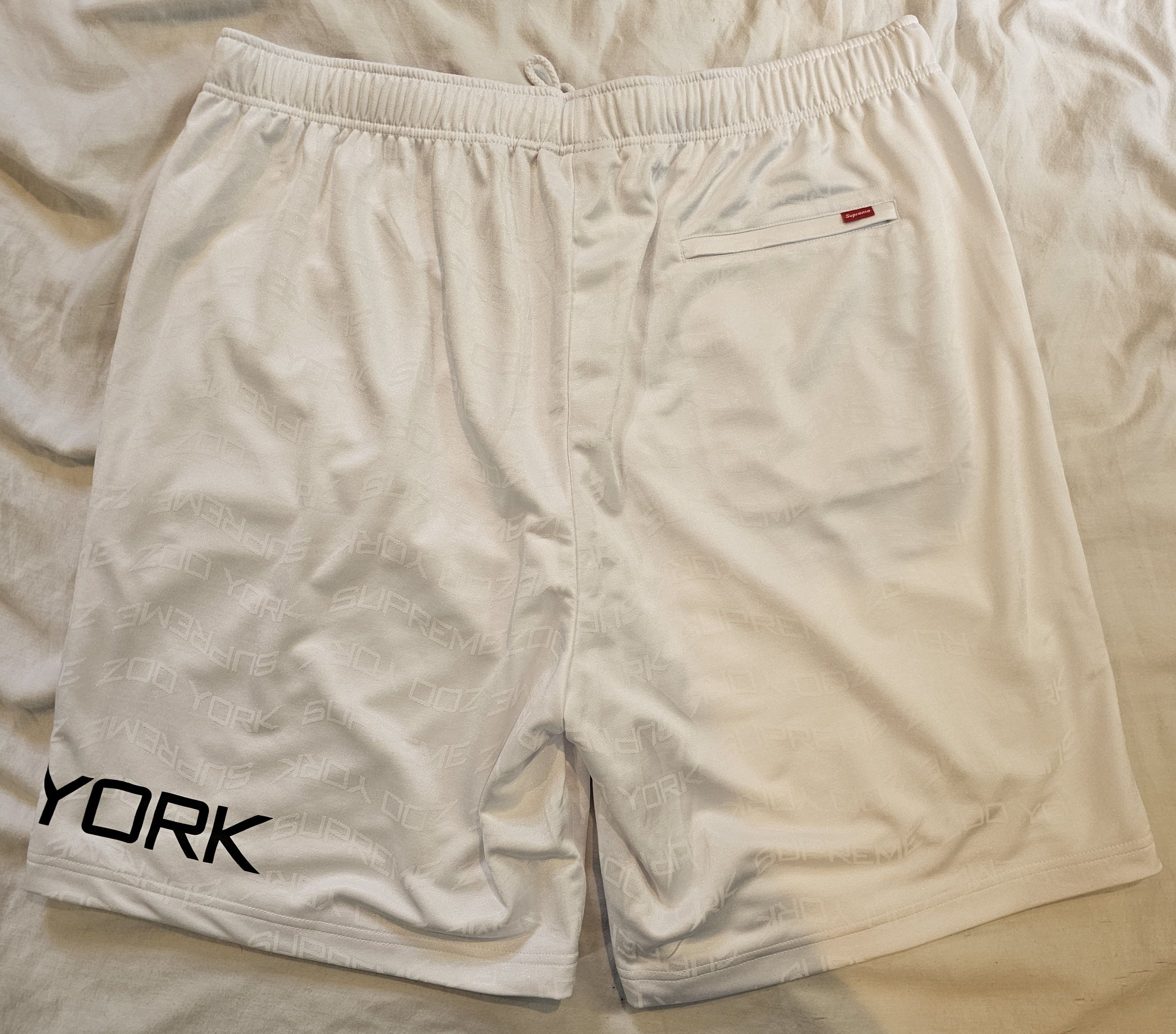 Supreme SUPREME ZOO YORK SOCCER SHORT WHITE Size US 34 / EU 50 - 2 Thumbnail