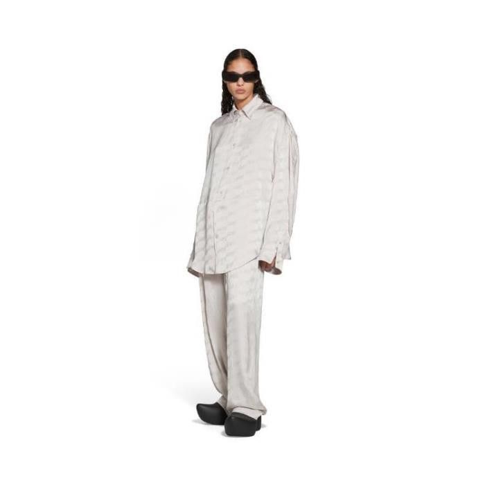 Balenciaga o1tr1nto0825 BB Monogram Twisted Sleeve Shirt in Grey Size XS / US 0-2 / IT 36-38 - 2 Thumbnail