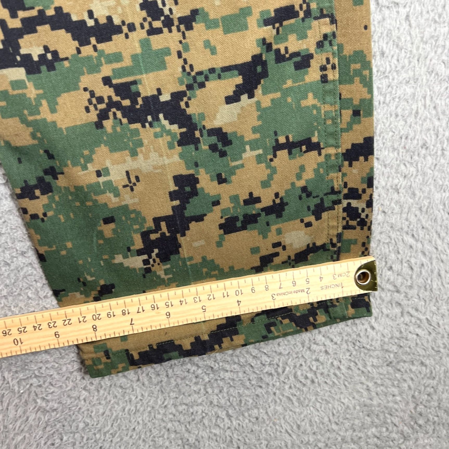 Vintage MCCUU Woodland MARPAT Cargo Pants Mens M Camouflage Workwear Cargo Pockets Straight Leg 32in Inseam Mens Size US 31 - 2 Thumbnail