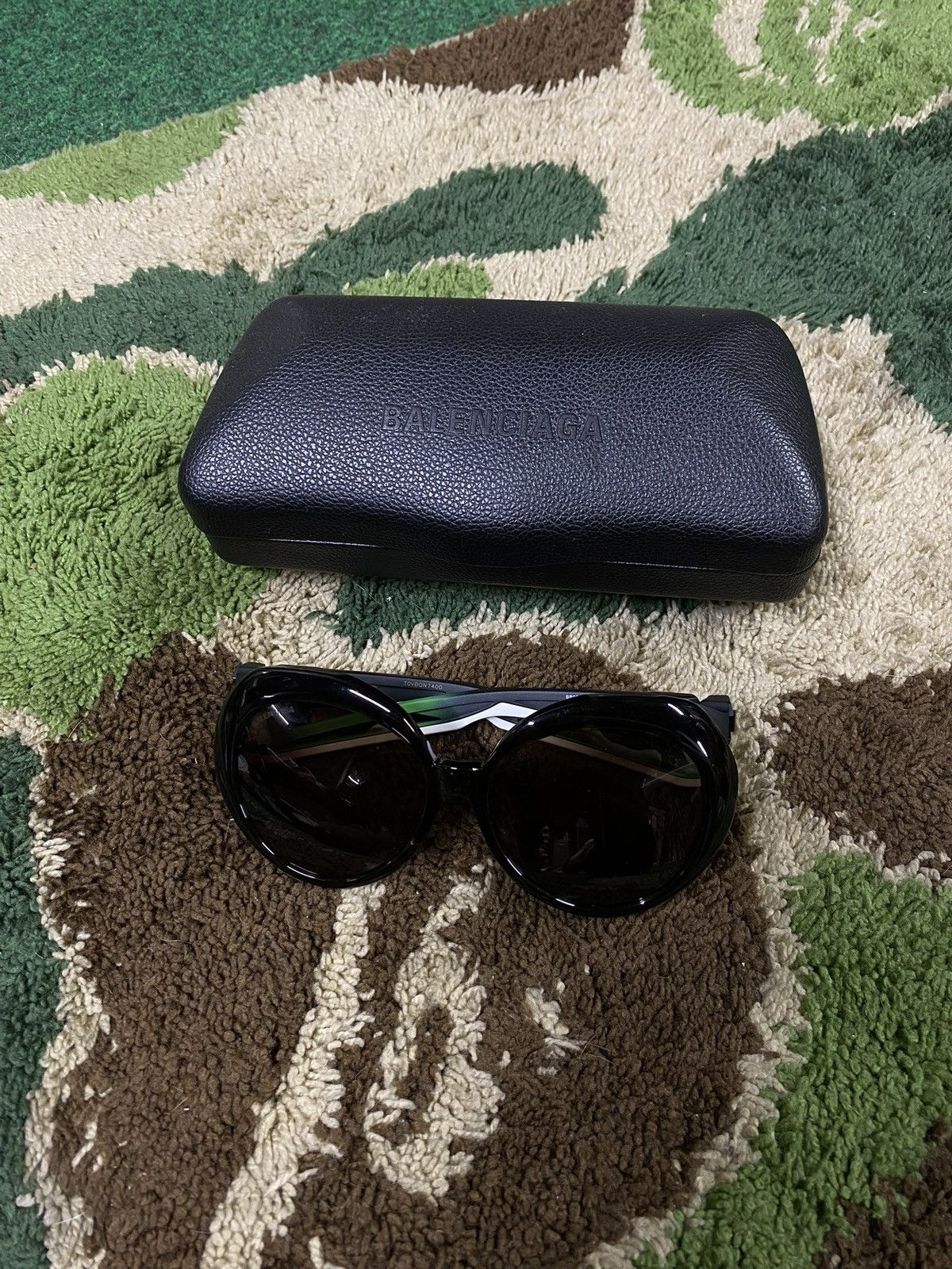 Balenciaga Balenciaga Logo Black Sunglasses Women’s Oval Shades Size ONE SIZE - 5 Thumbnail