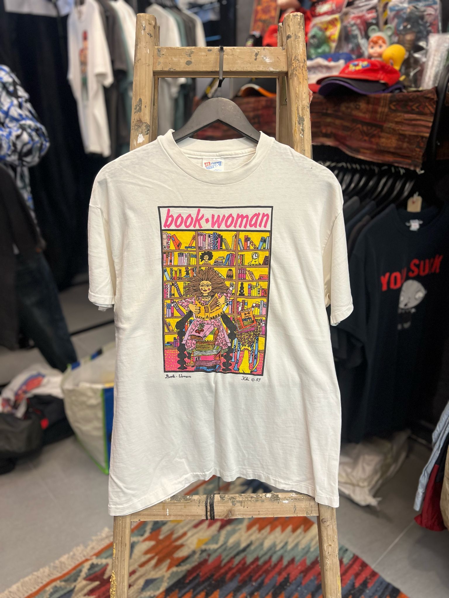 Designer × Fashion Victim × Vintage VINTAGE Kiki Suarez Book Woman Feminist Art Tee Size US L / EU 52-54 / 3 - 1 Thumbnail