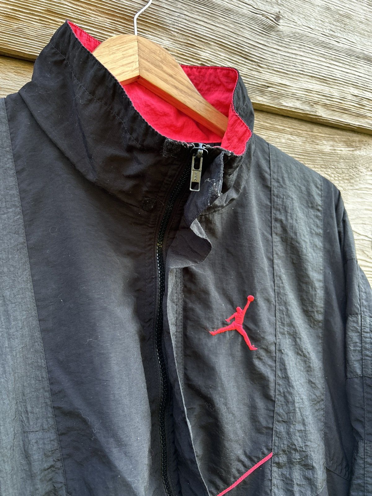 Jordan Brand 90s Vintage 1991 Nike Air Jordan VI Infrared Jacket Size US L / EU 52-54 / 3 - 4 Thumbnail