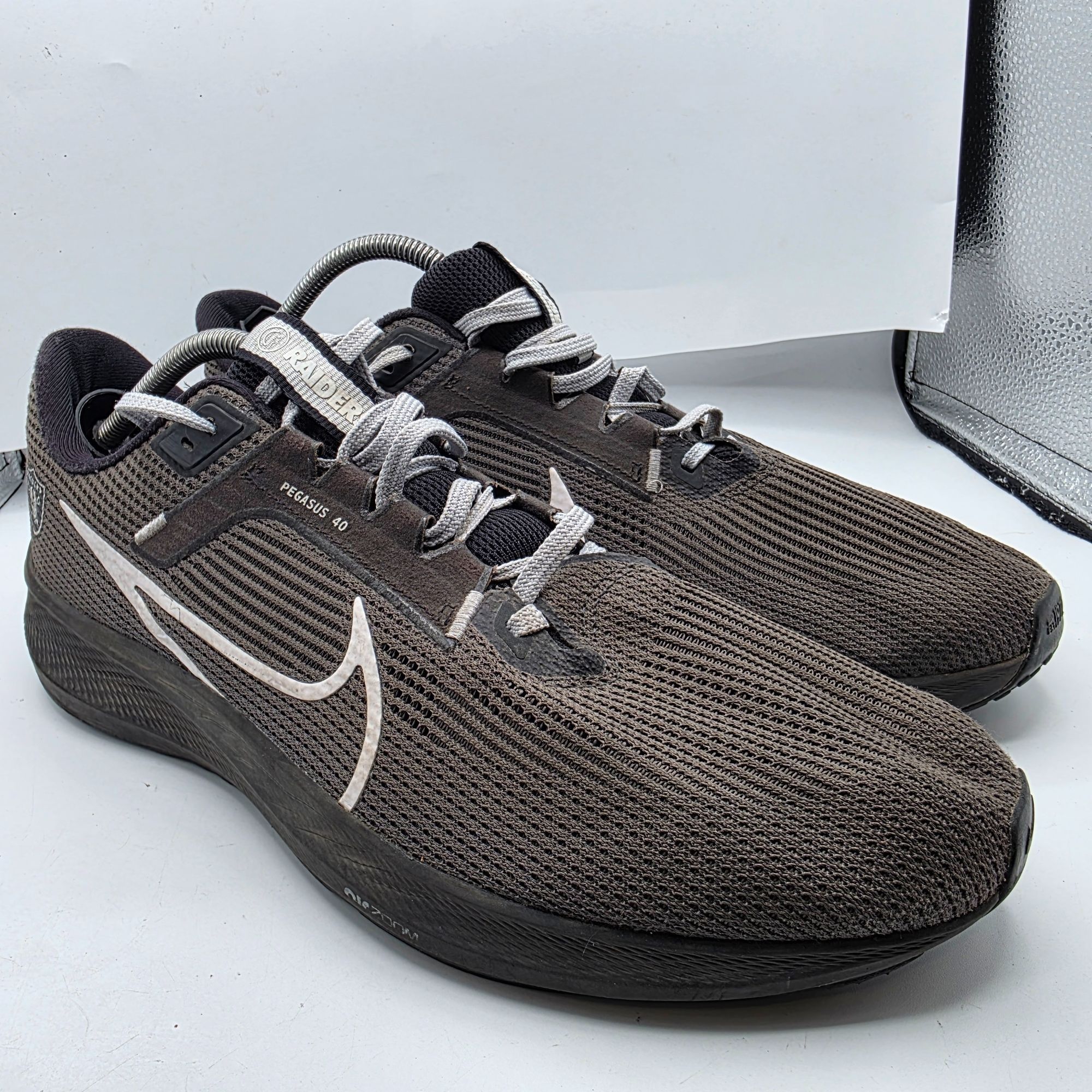 Nike Nike Air Zoom Pegasus 40 Las Vegas Raiders Mens Size 13 Blac Size US 13 / EU 46 - 1 Thumbnail