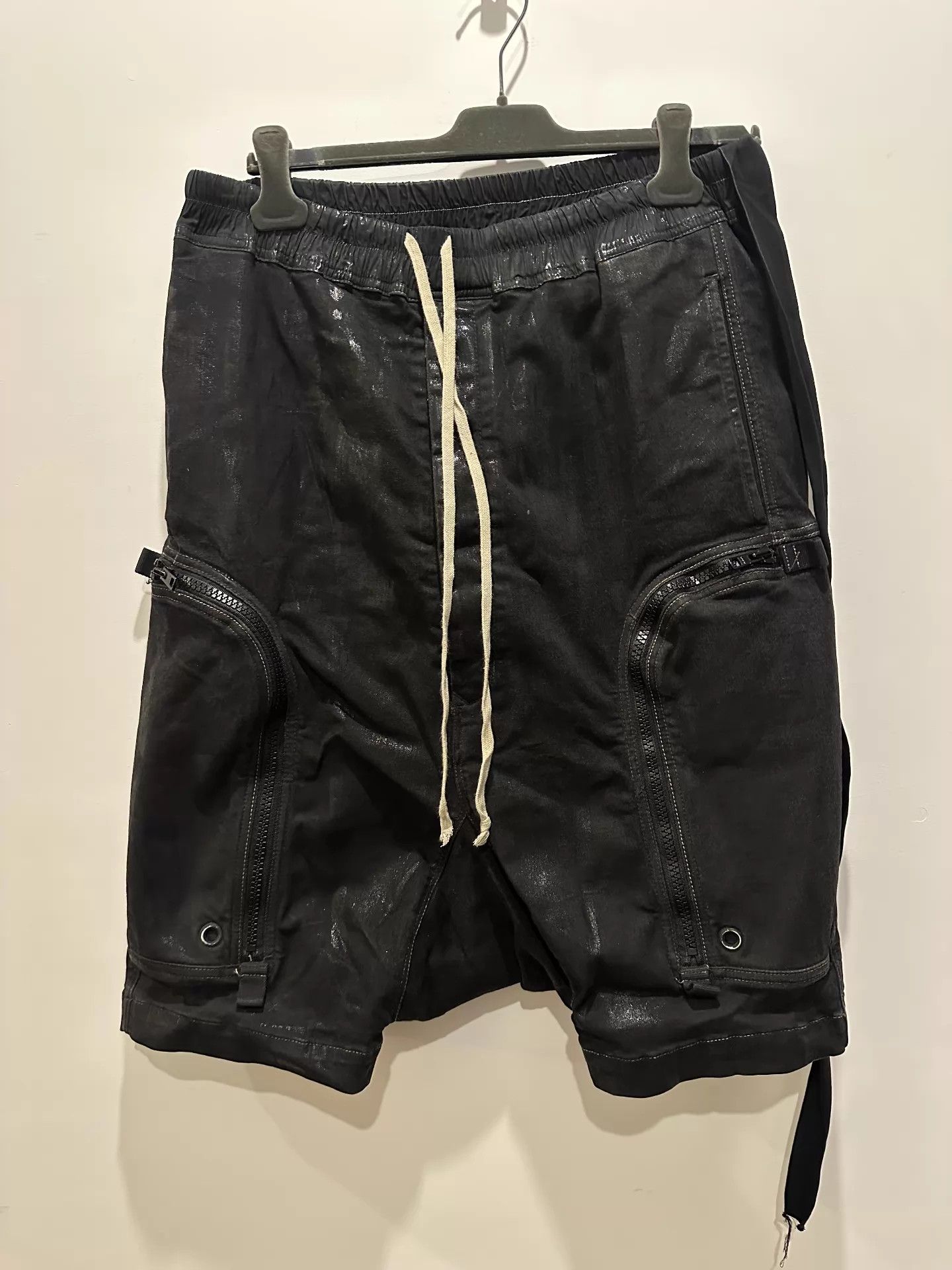 Rick Owens Rick Owens Waxed Big RO Pocket Dropped Crotch 7/8 Pants M Size US 32 / EU 48 - 1 Thumbnail