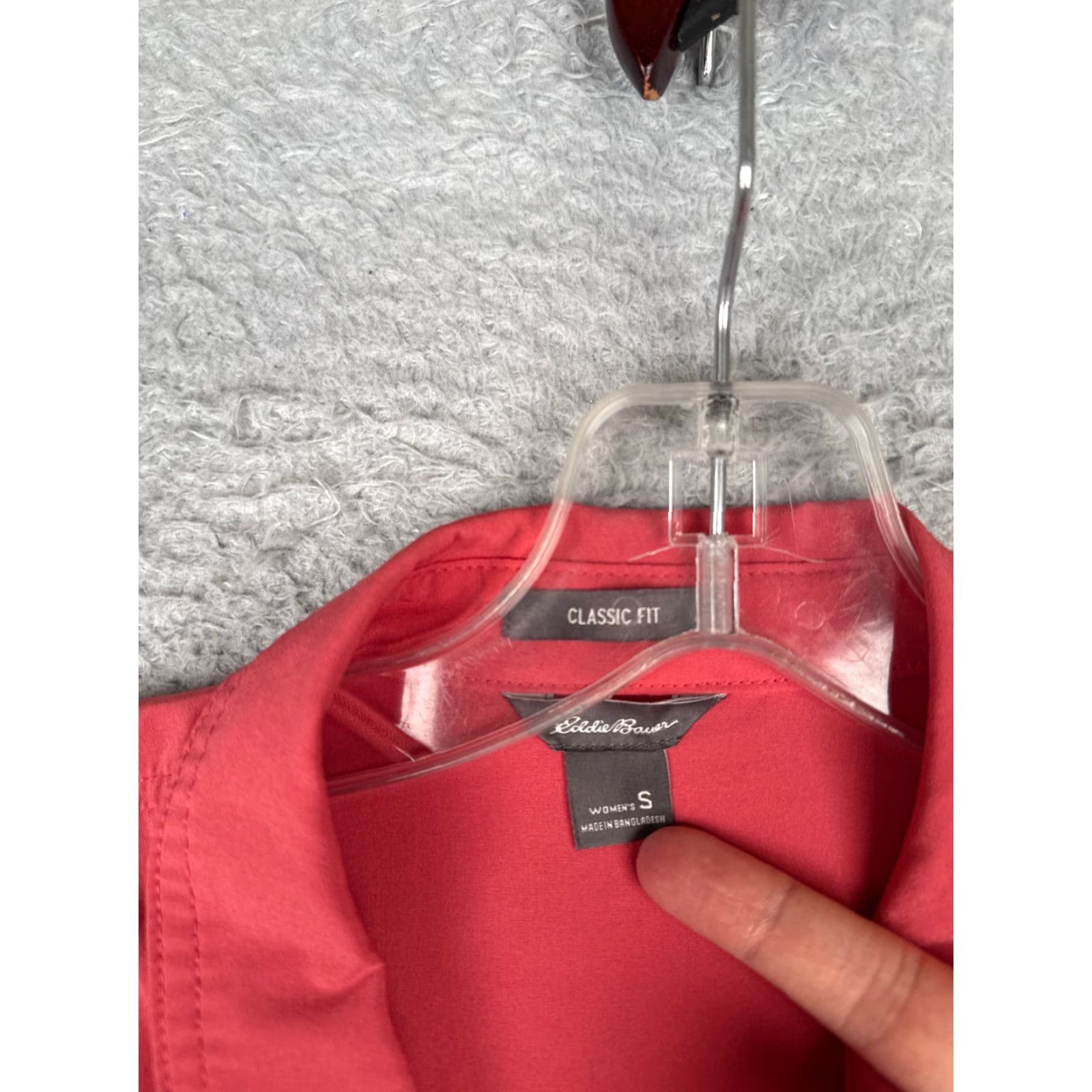Eddie Bauer Eddie Bauer Shirt Women Small Pink Button Up Fishing Angler Long Sleeve Pocket Womens Size S / US 4 / IT 40 - 7 Thumbnail